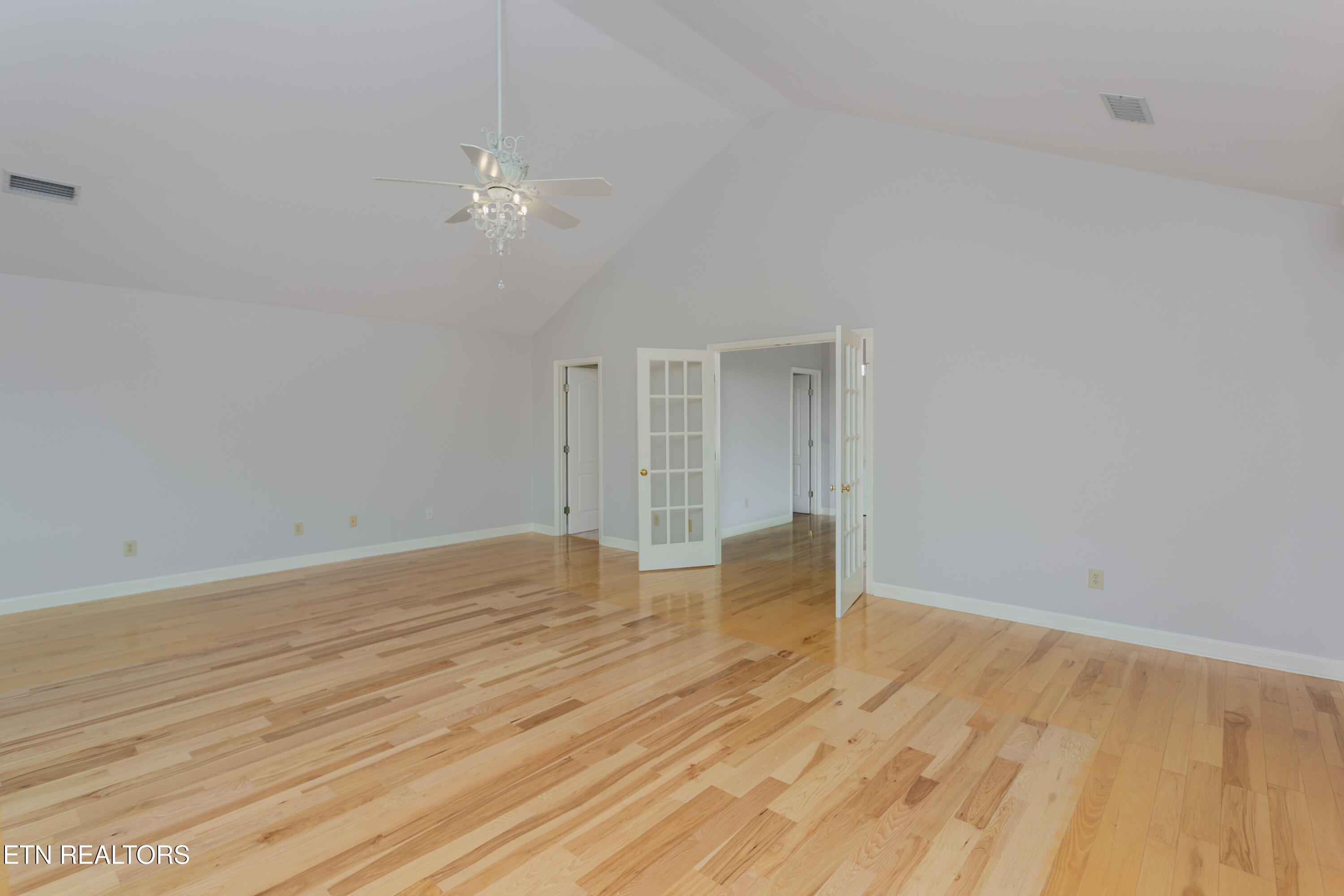 3445 Commodore Point Knoxville TN 37922