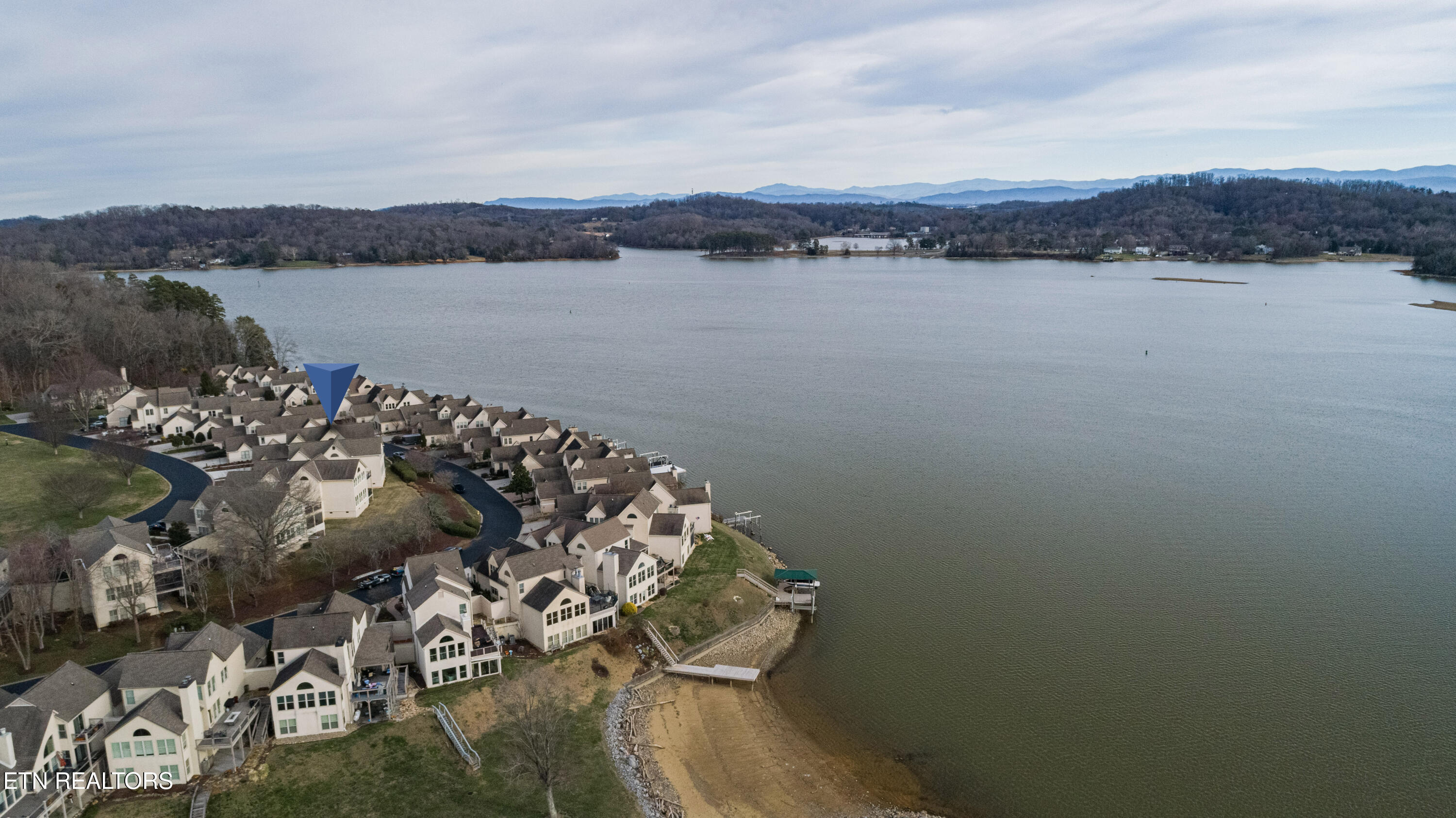 3445 Commodore Point Knoxville TN 37922