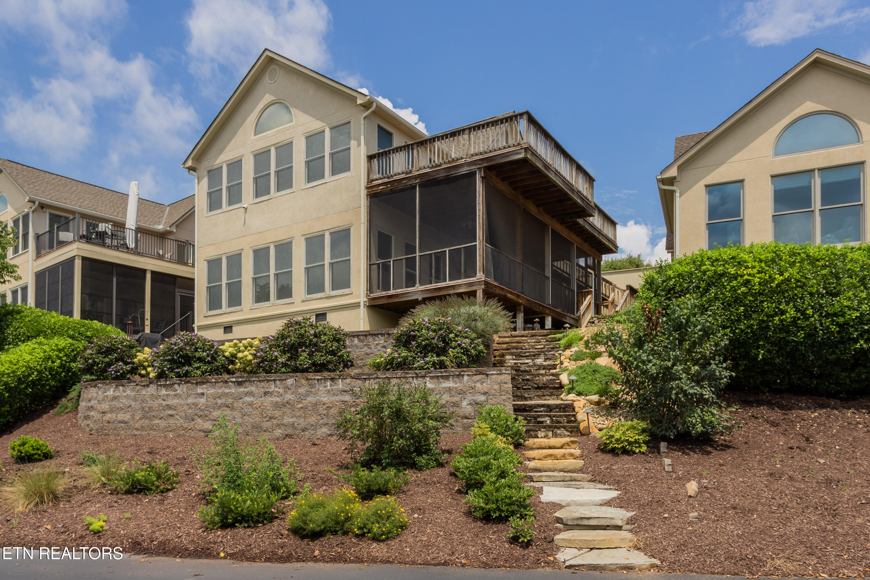 3445 Commodore Point Knoxville TN 37922