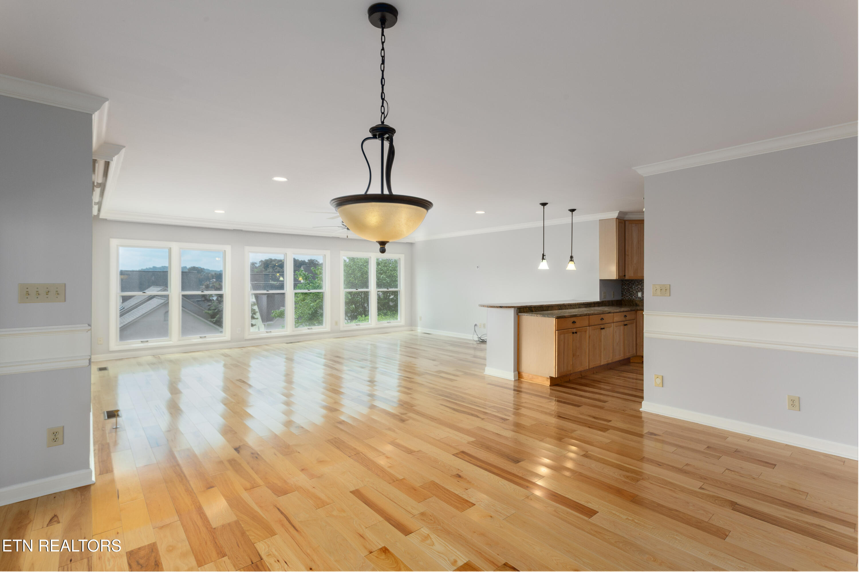 3445 Commodore Point Knoxville TN 37922
