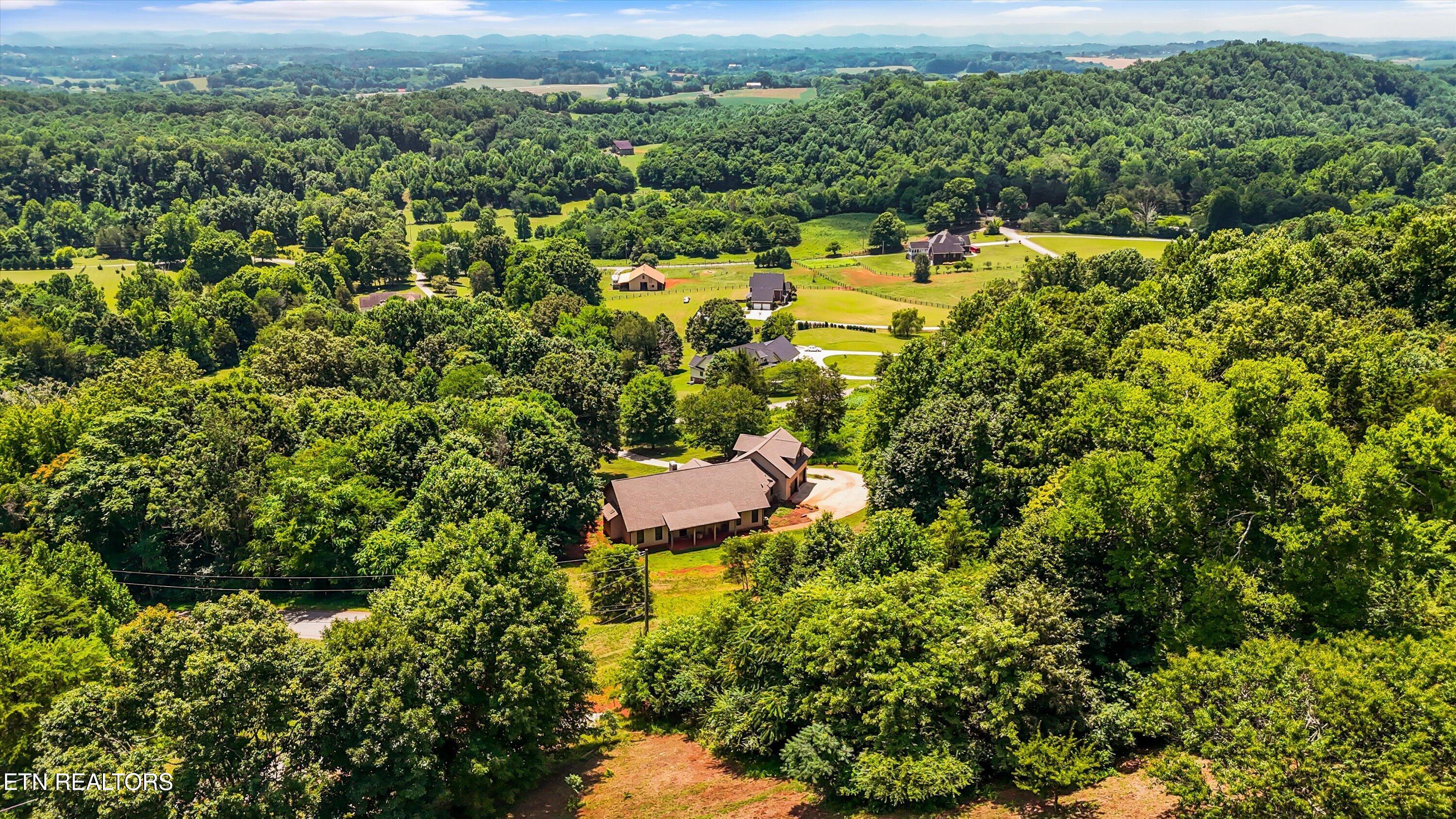 123 Cheoah Trail Sweetwater TN 37874