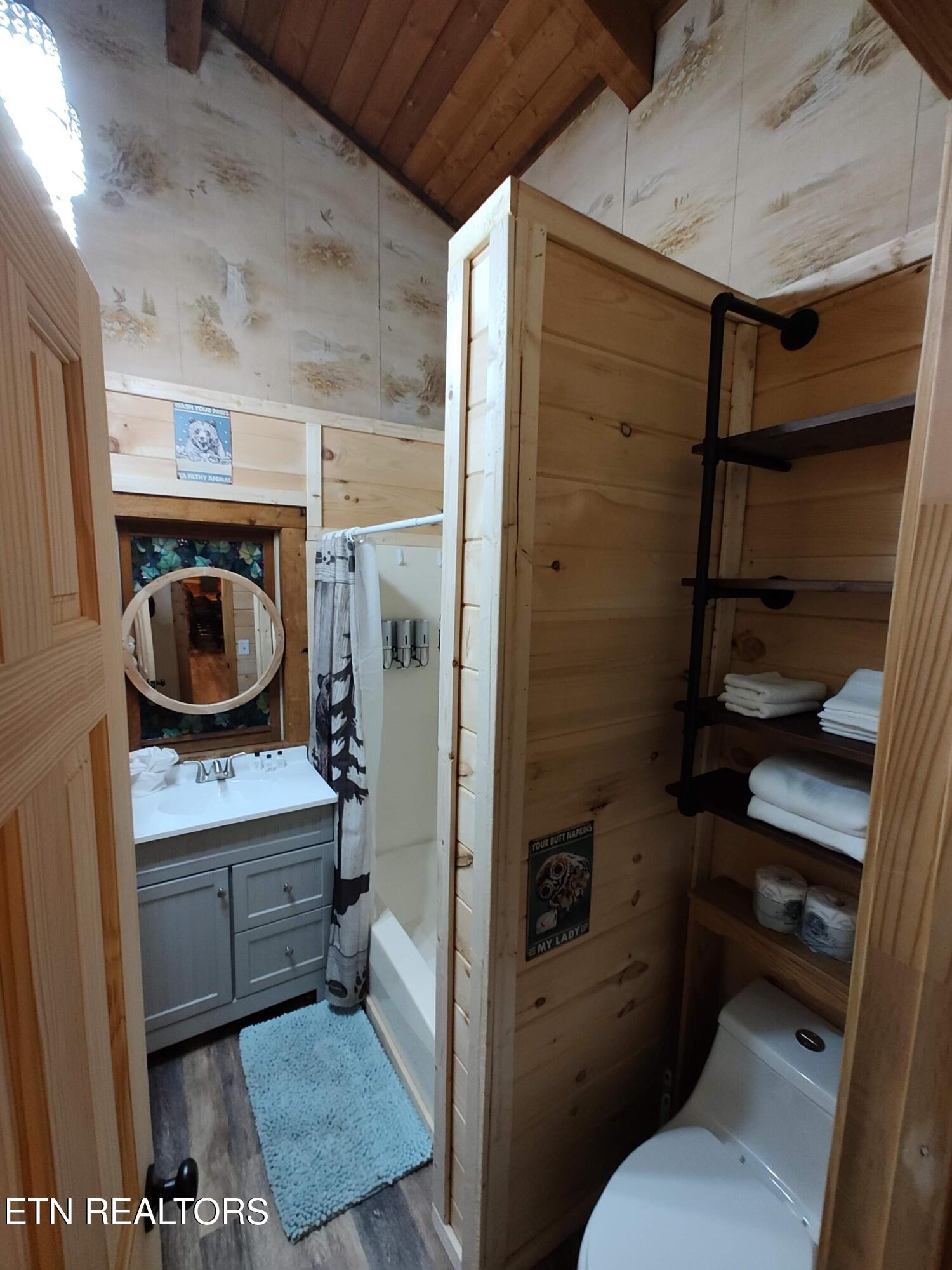 960 Timberlake Circle Sevierville TN 37876