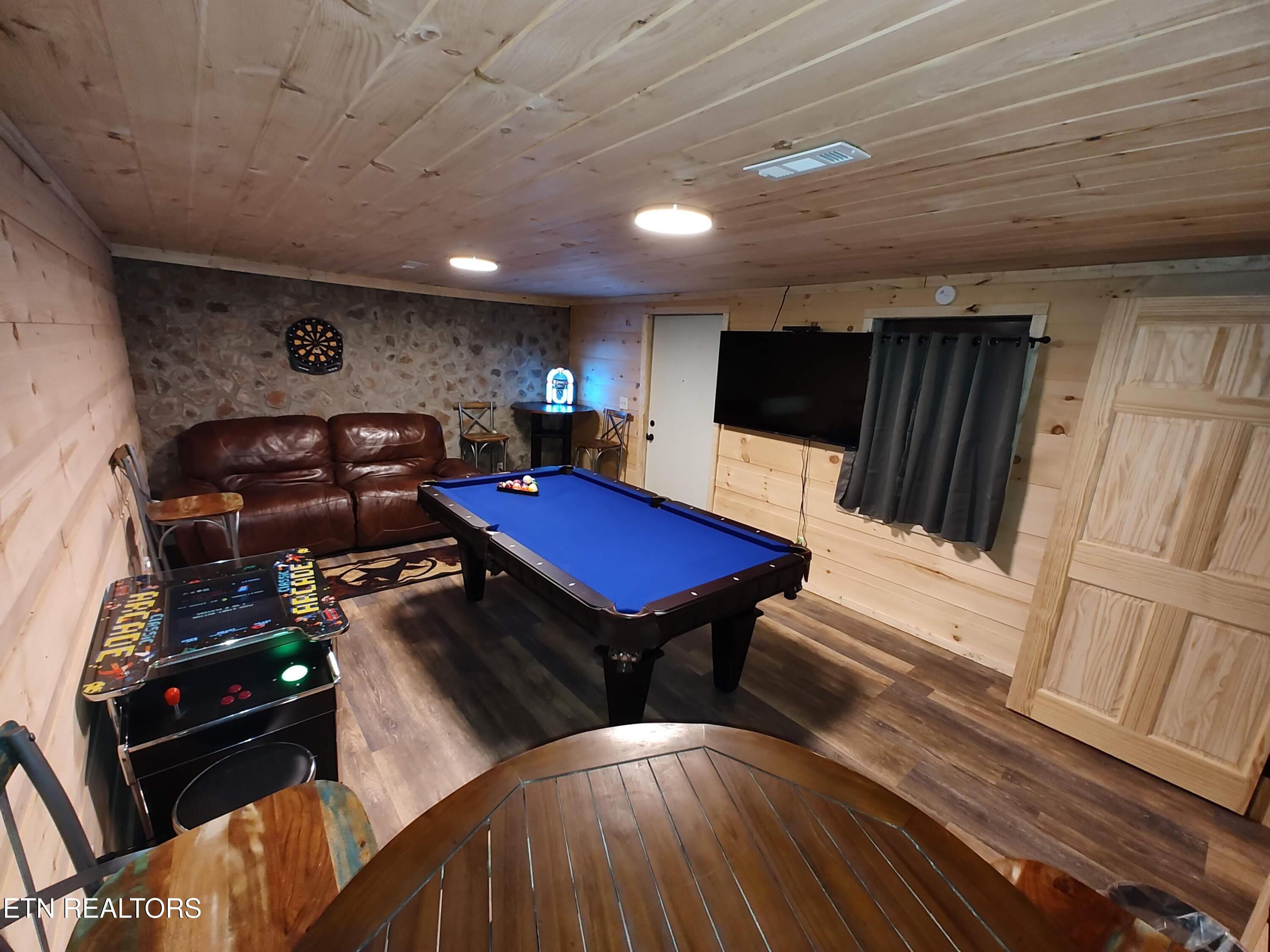 960 Timberlake Circle Sevierville TN 37876