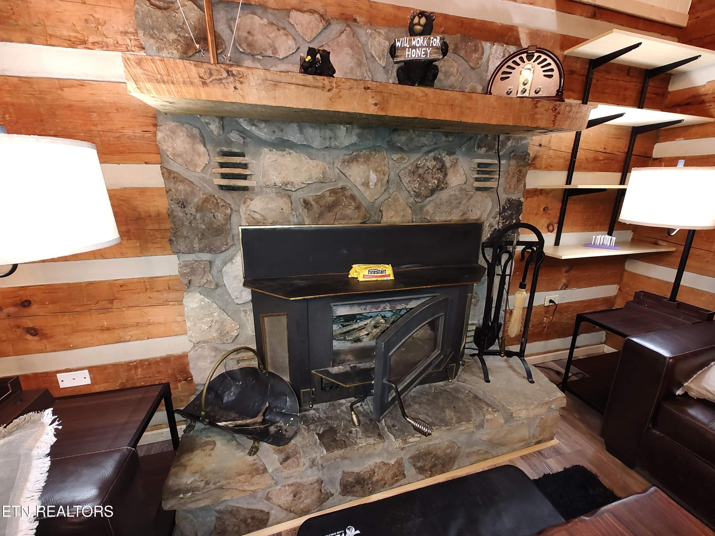 960 Timberlake Circle Sevierville TN 37876