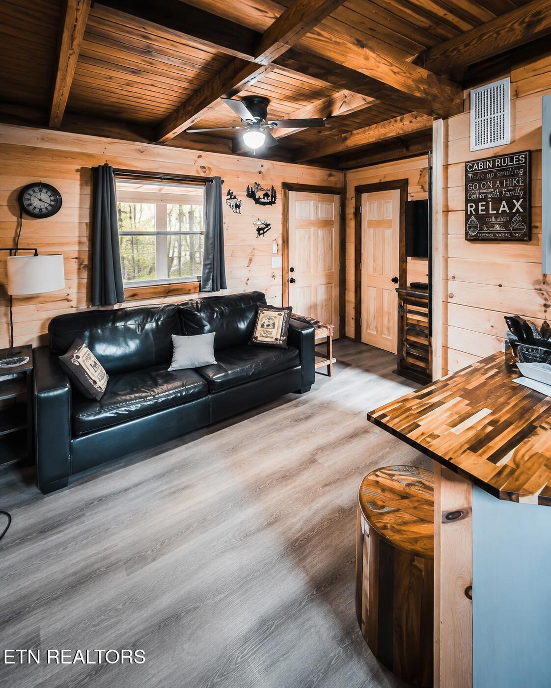 960 Timberlake Circle Sevierville TN 37876