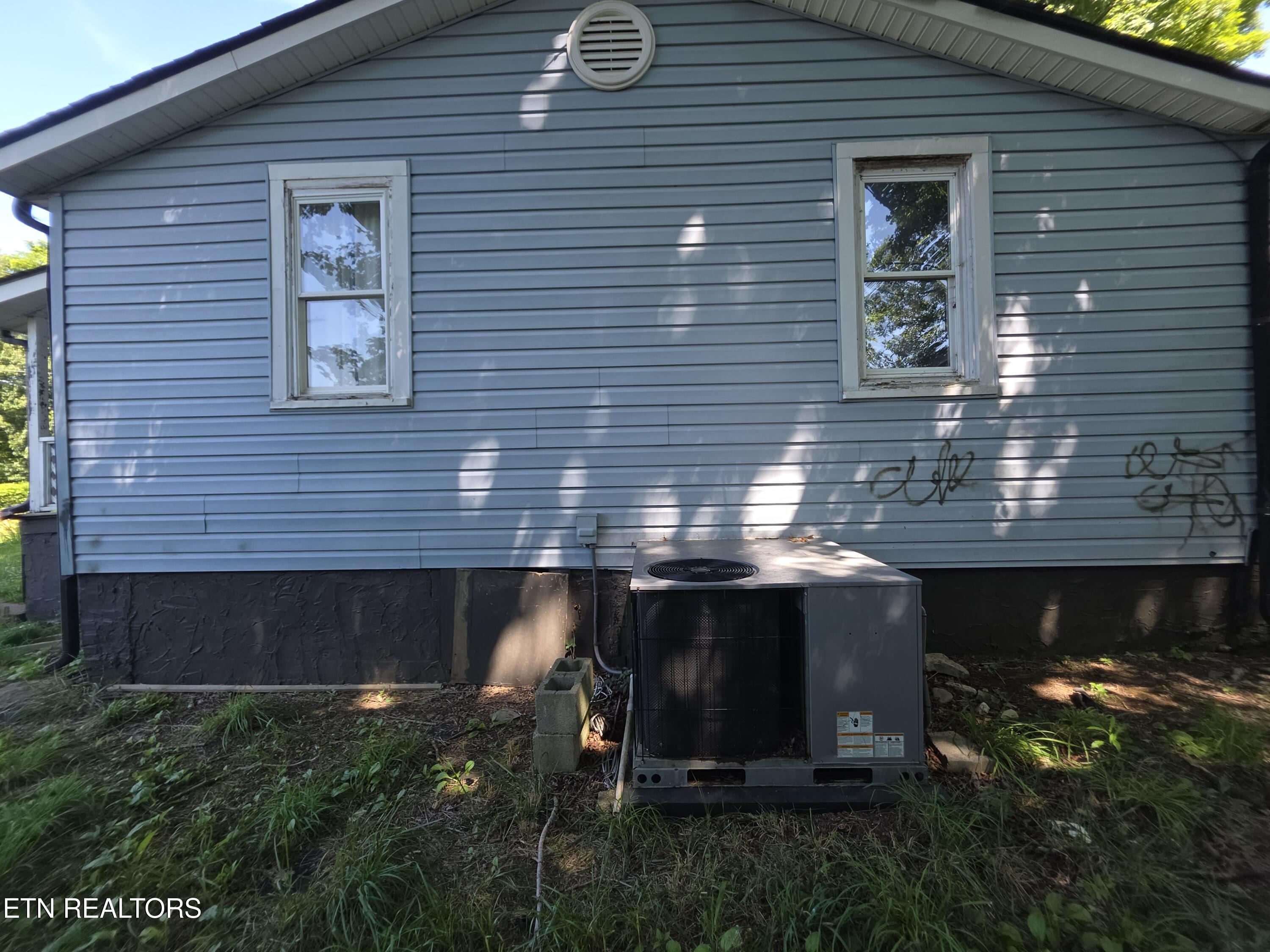 1101 Beardshire Street Sweetwater TN 37874