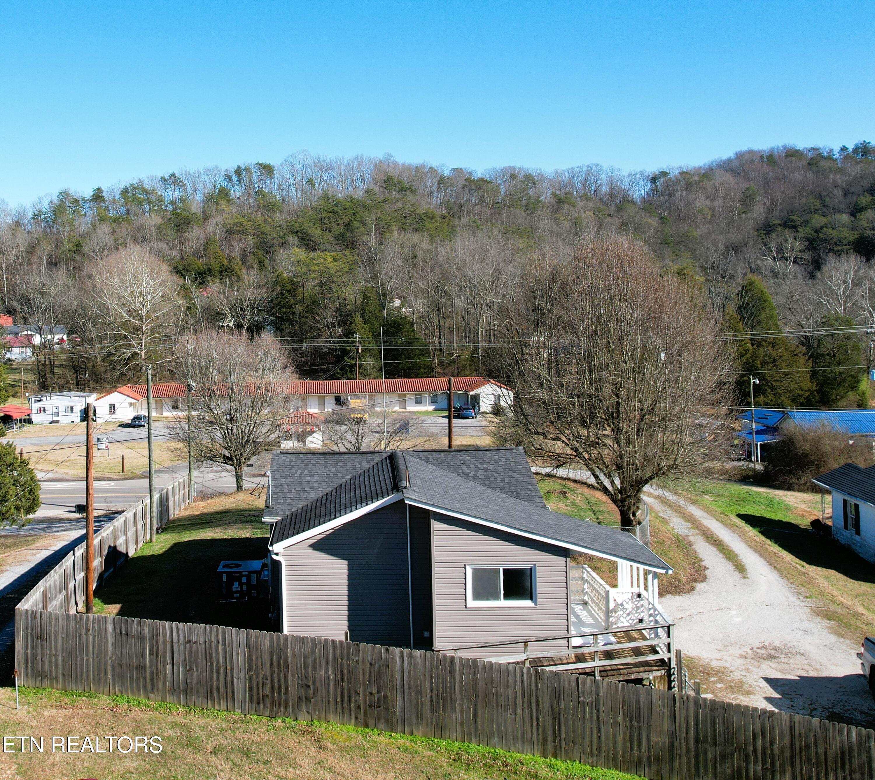 3613 Lake City Highway Rocky Top TN 37769