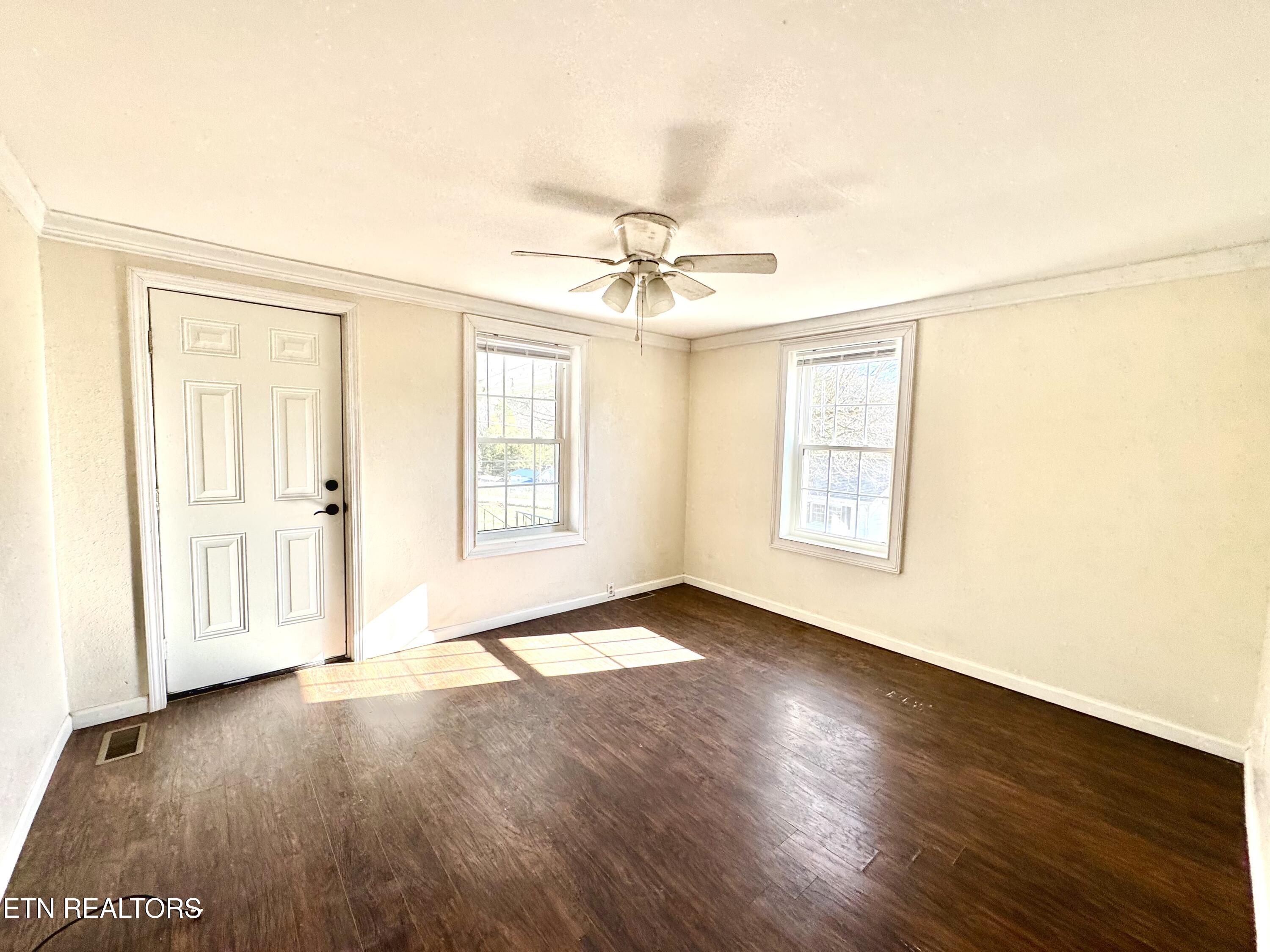 3613 Lake City Highway Rocky Top TN 37769