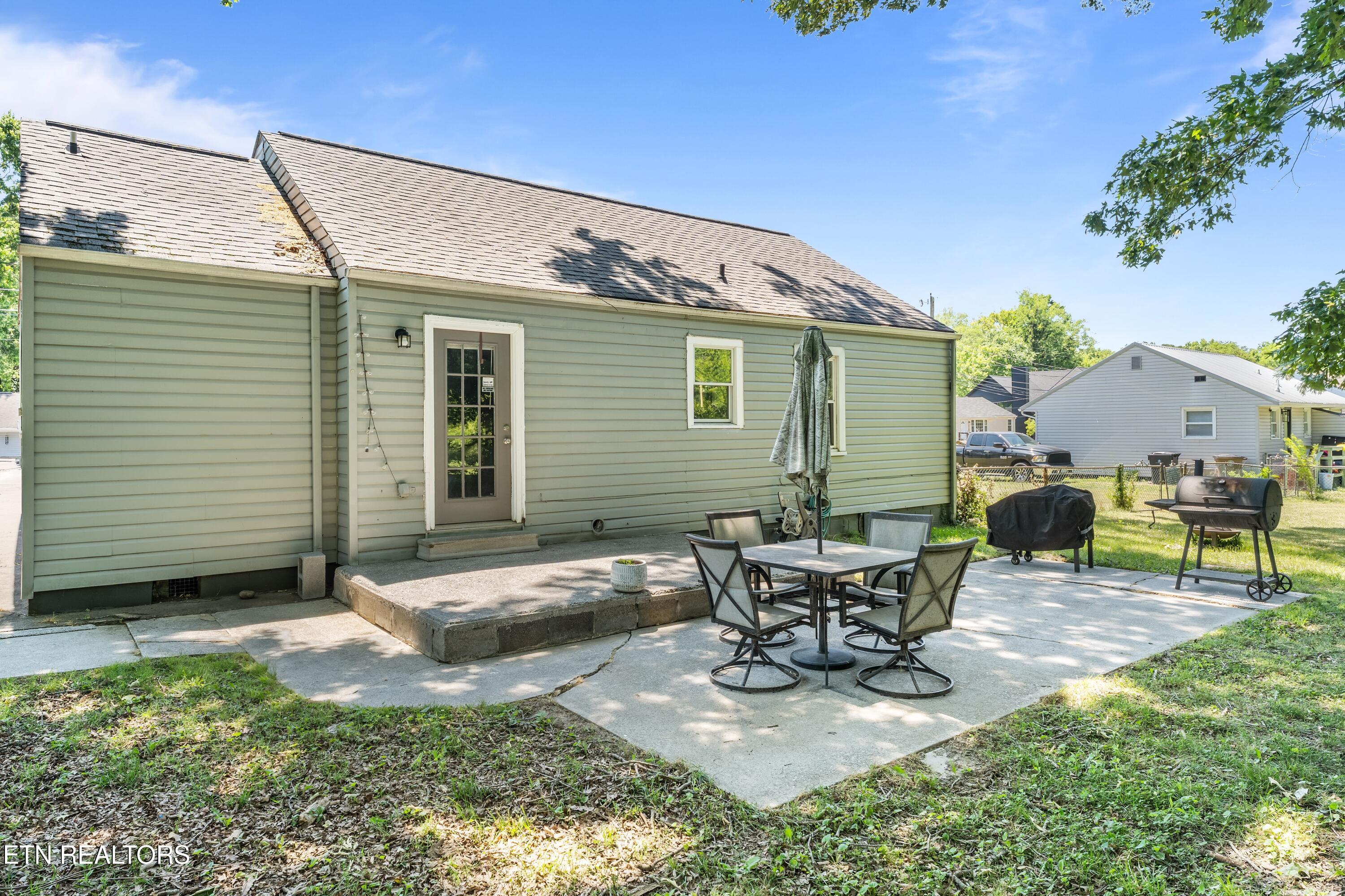 3221 Boright Drive Knoxville TN 37917