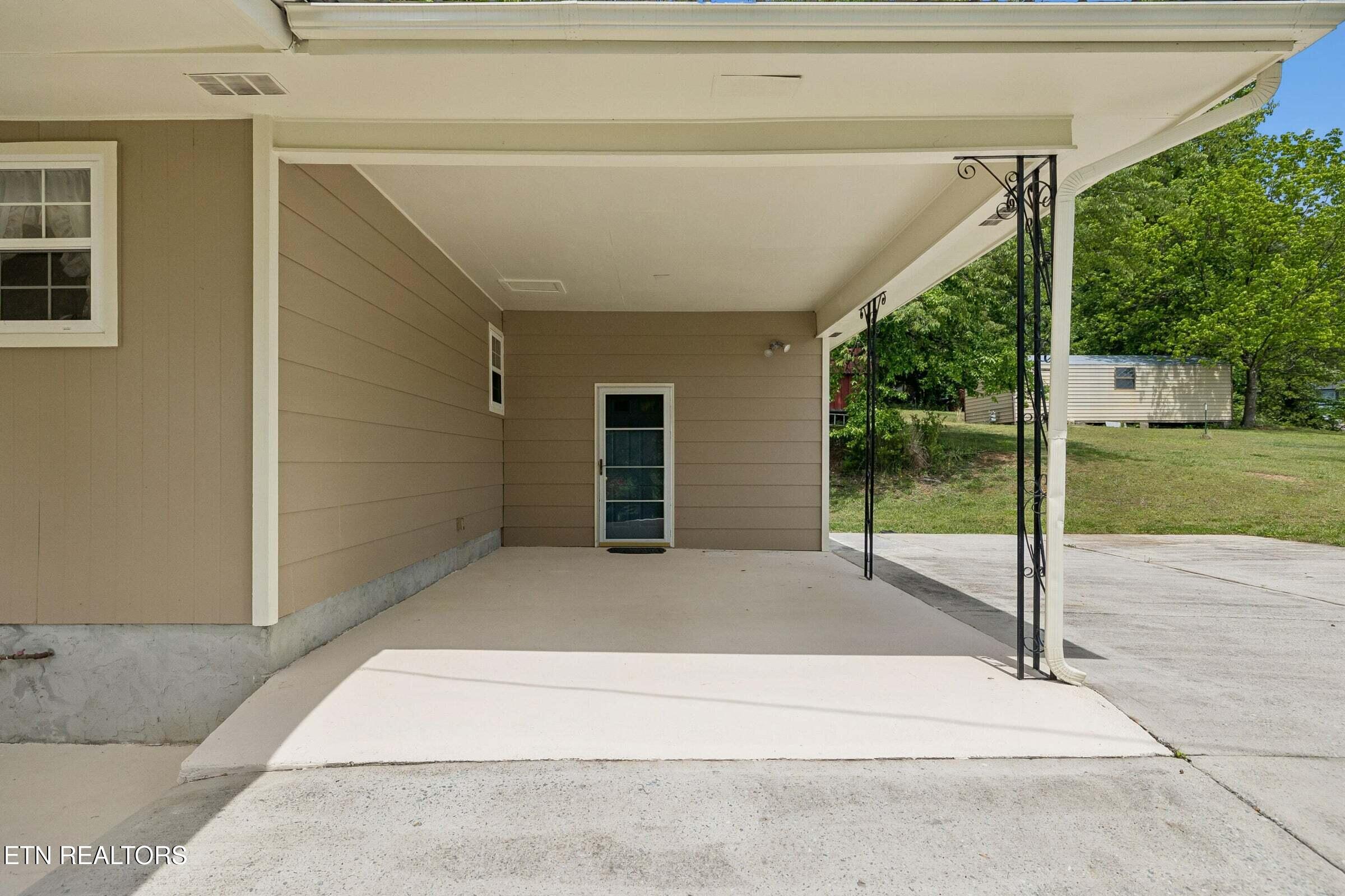 1484 Blythe Ferry Road Dayton TN 37321