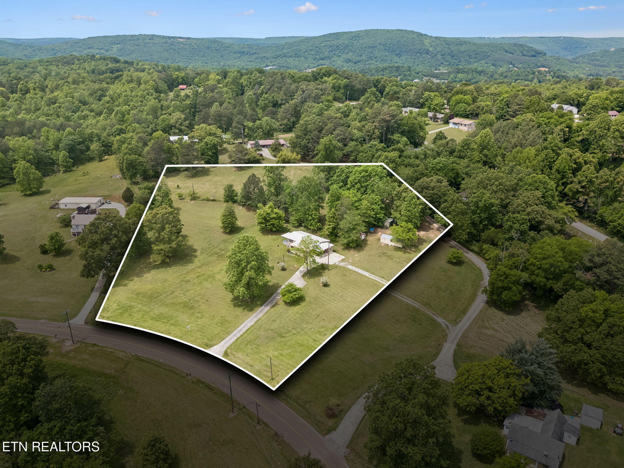 1484 Blythe Ferry Road Dayton TN 37321