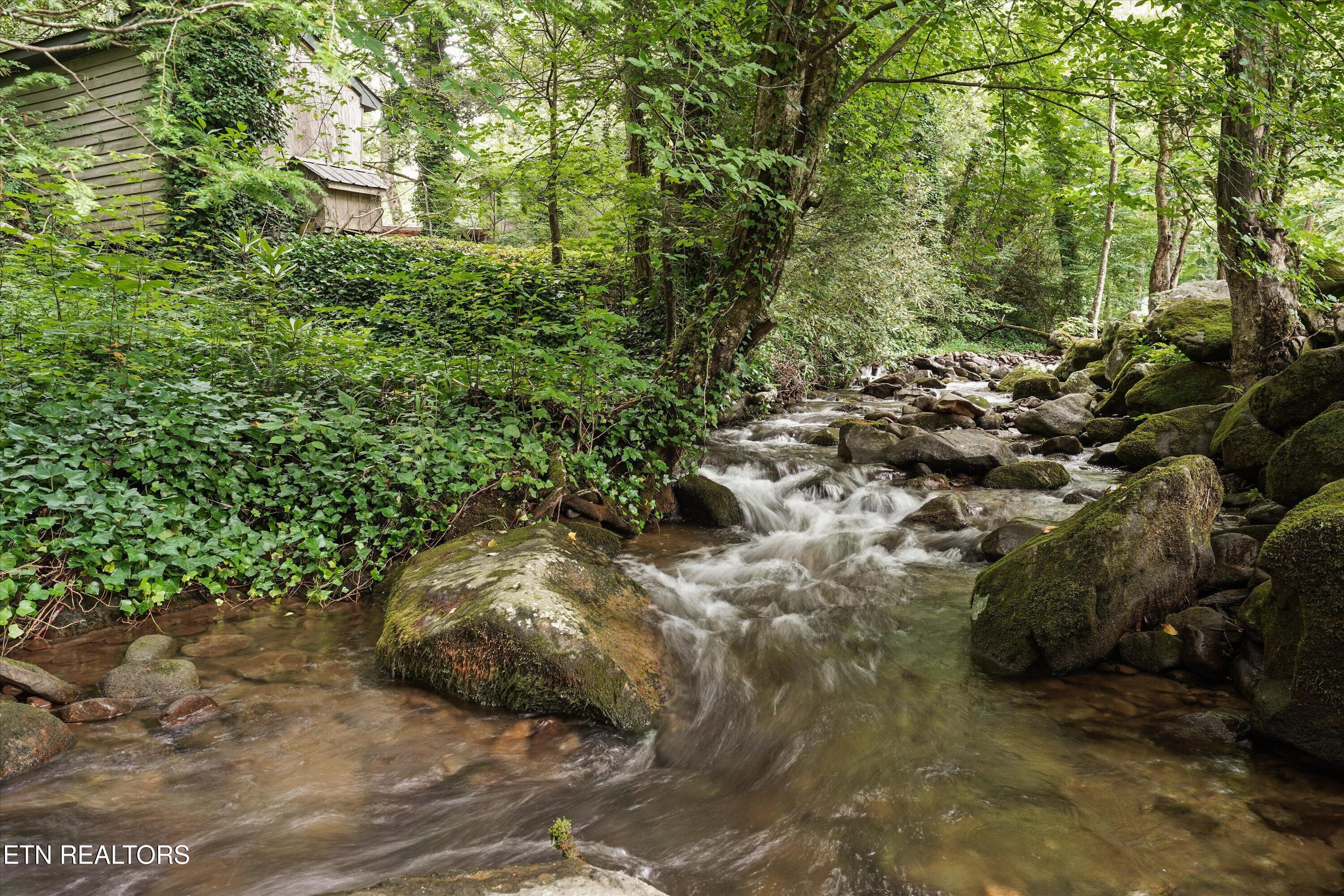 211 Webb Creek Skyline Drive Gatlinburg TN 37738