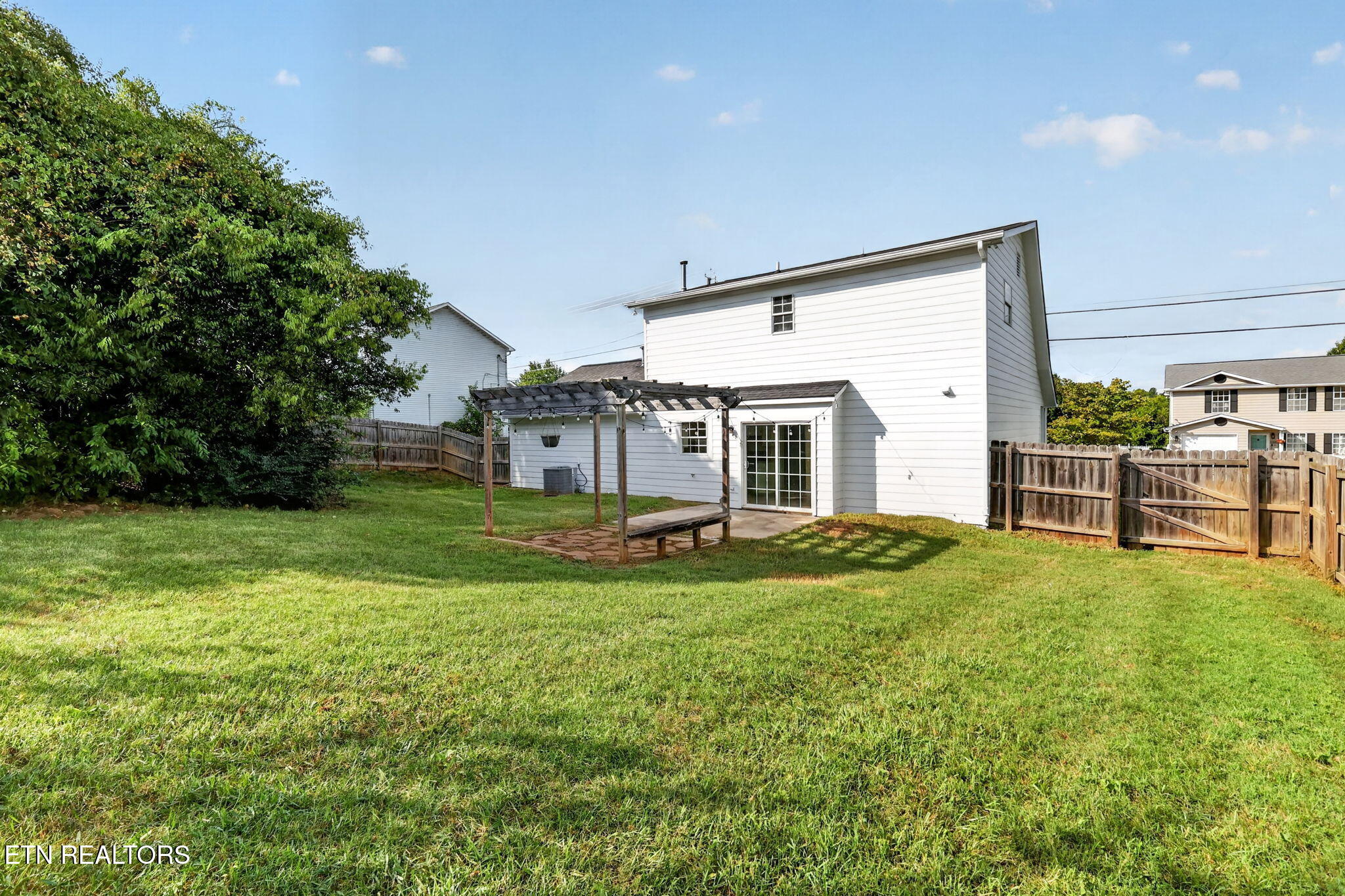 2319 Crestpark Road Knoxville TN 37912