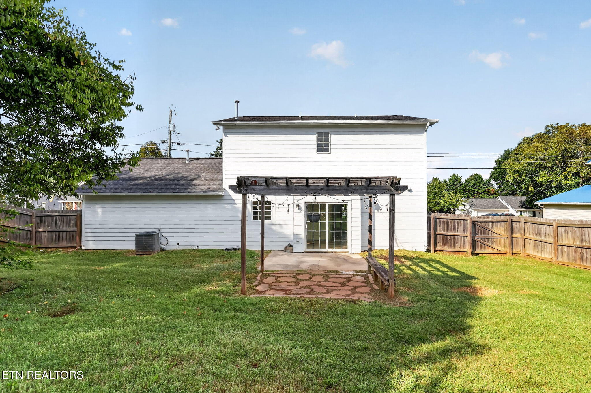 2319 Crestpark Road Knoxville TN 37912