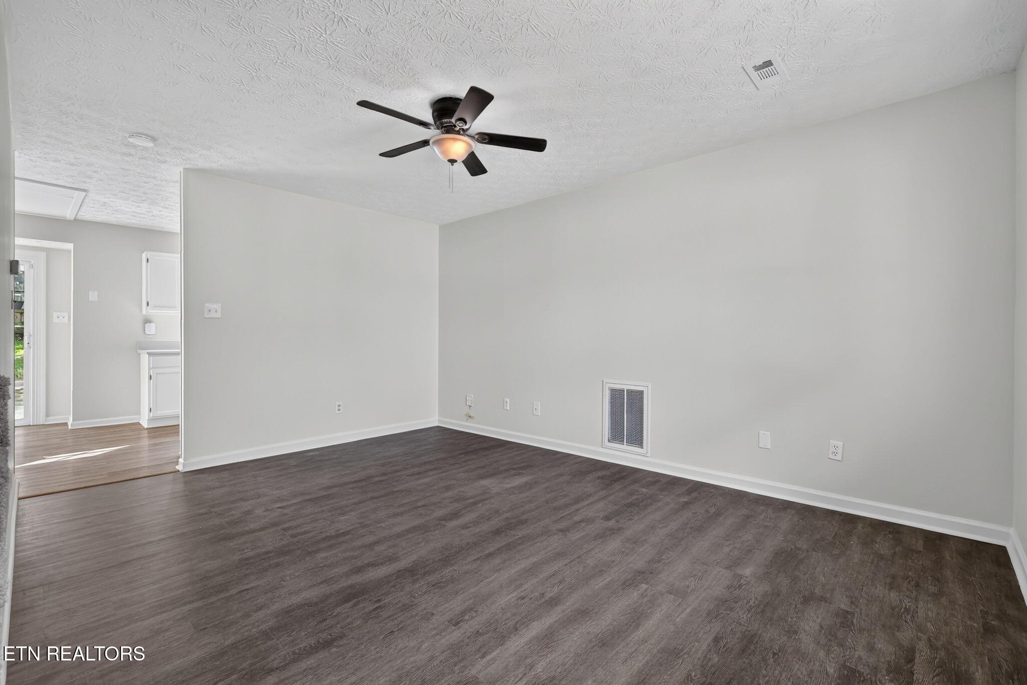 2319 Crestpark Road Knoxville TN 37912