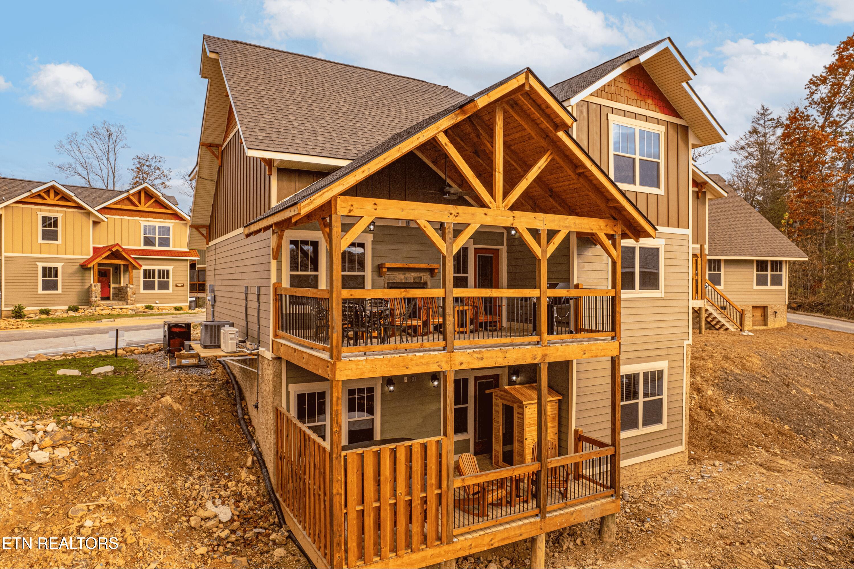 1011 Potters Way Gatlinburg TN 37738