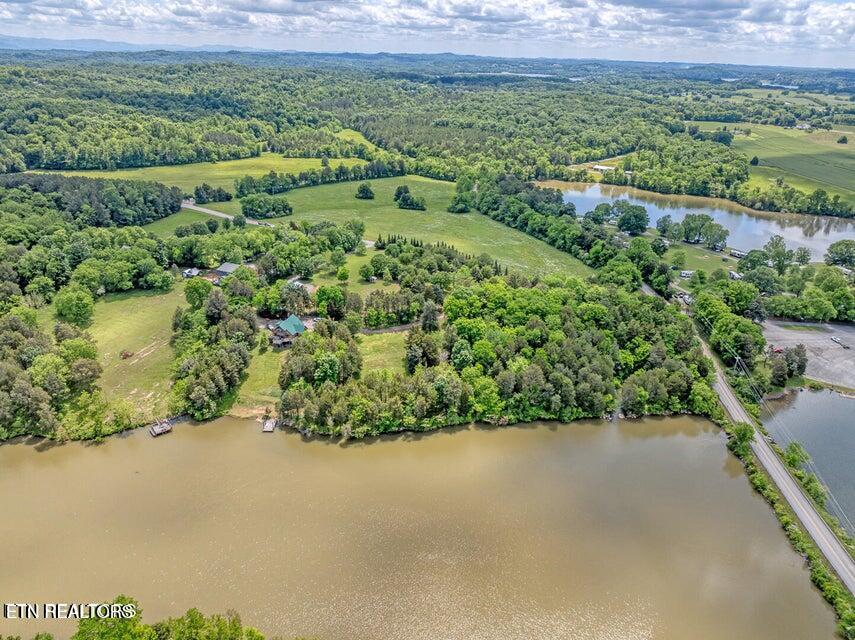 3560 Old Lowe's Ferry Road Louisville TN 37777
