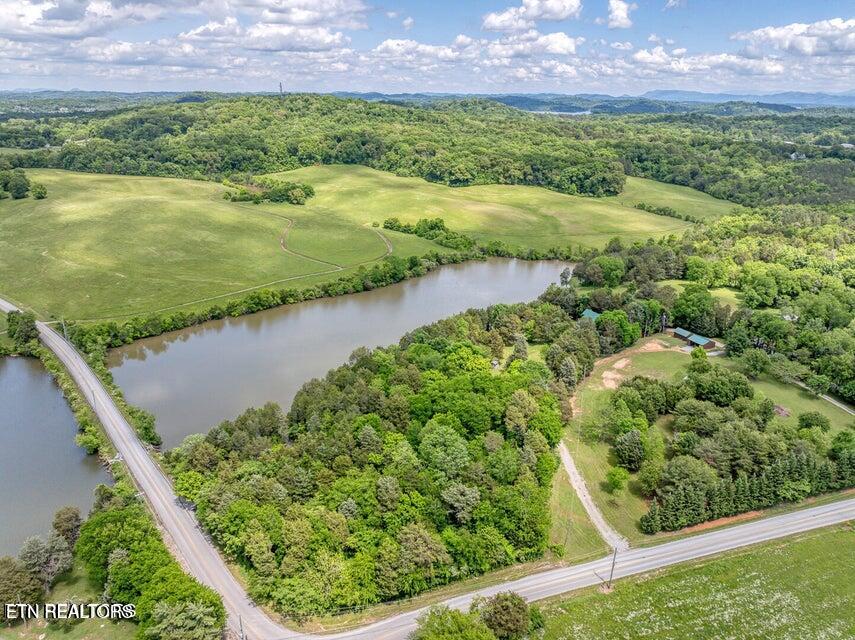 3560 Old Lowe's Ferry Road Louisville TN 37777