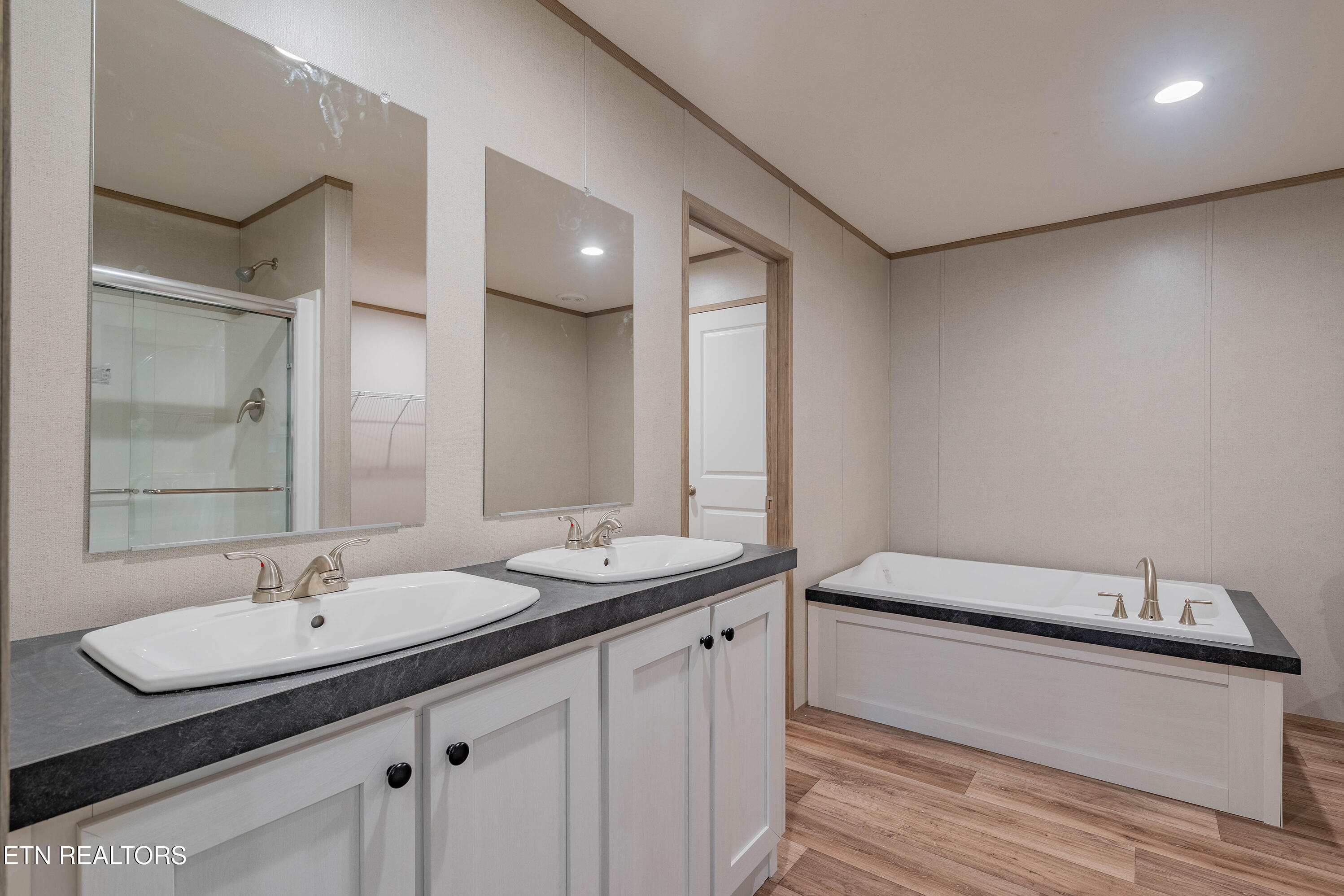 120 Dennis Drive Kingston TN 37763