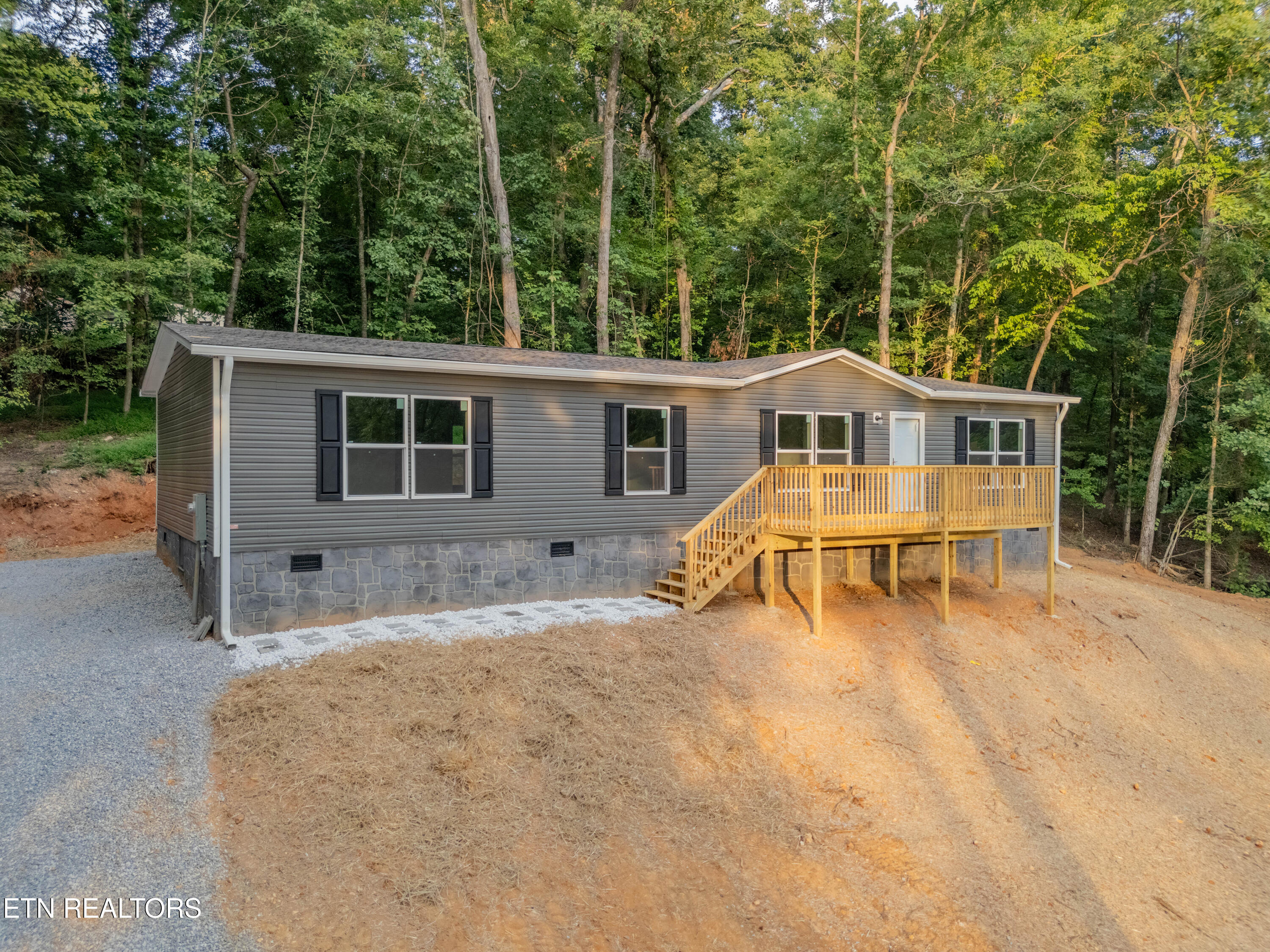 120 Dennis Drive Kingston TN 37763