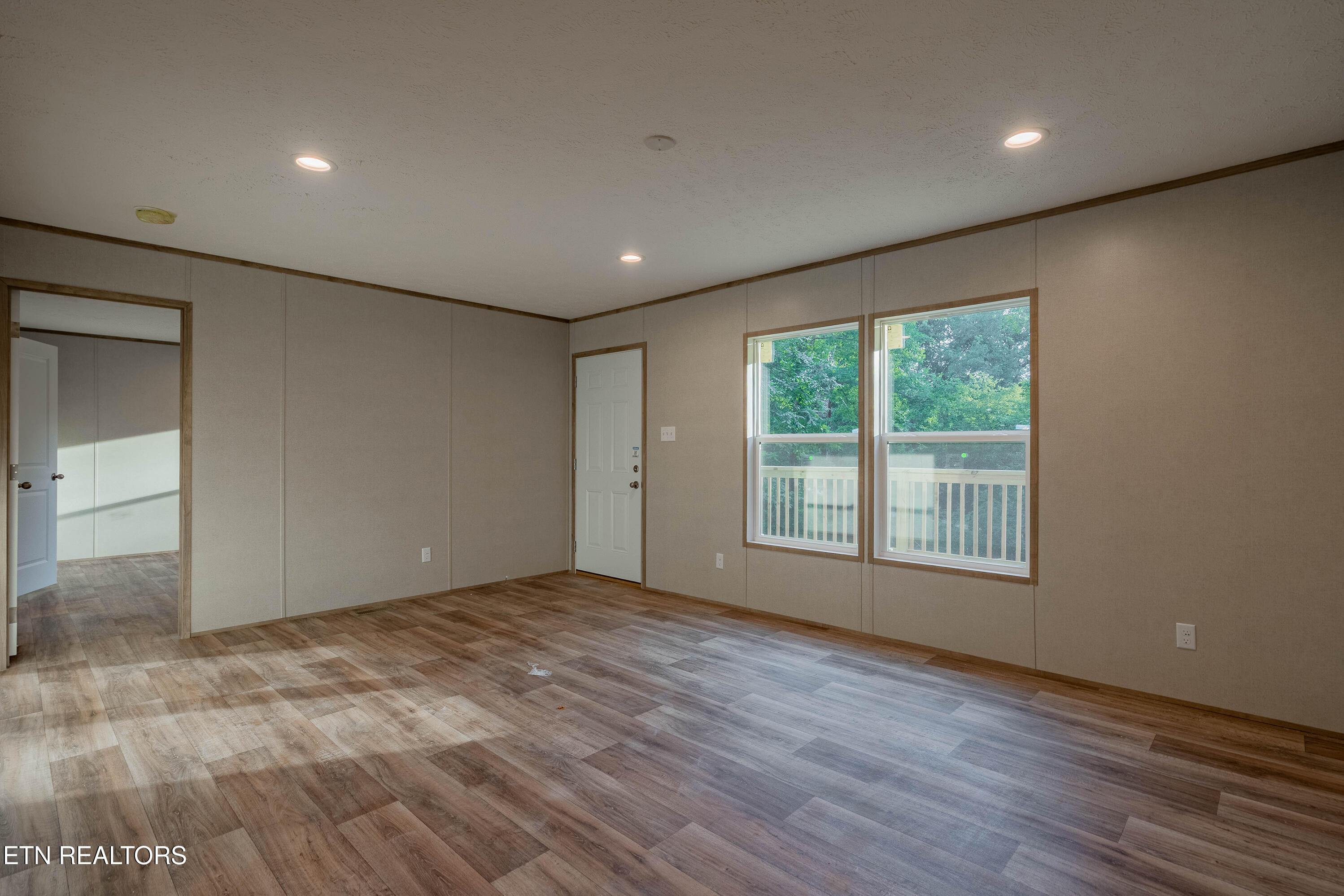 120 Dennis Drive Kingston TN 37763
