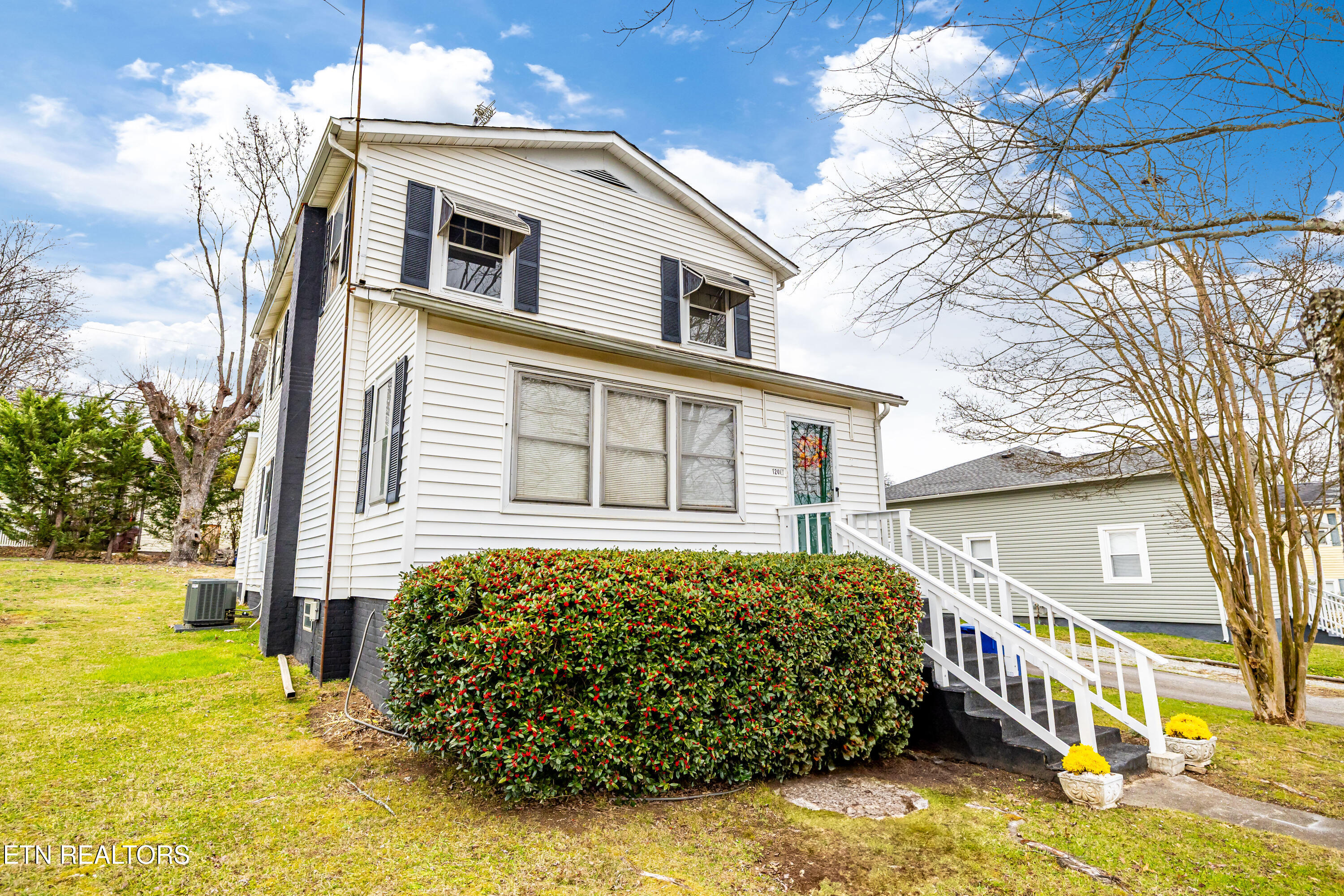 1240 N Wright Road Alcoa TN 37701