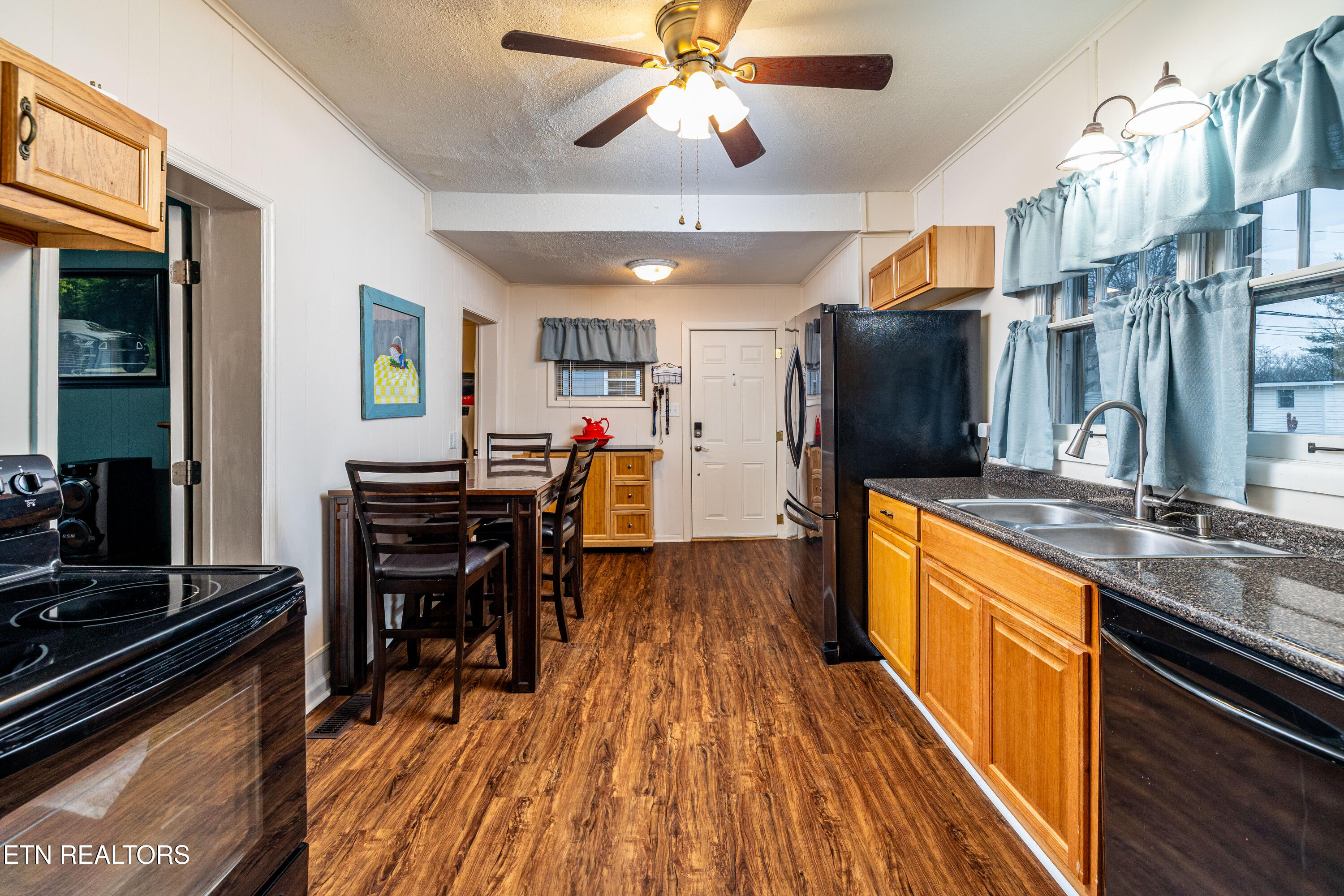 1240 N Wright Road Alcoa TN 37701