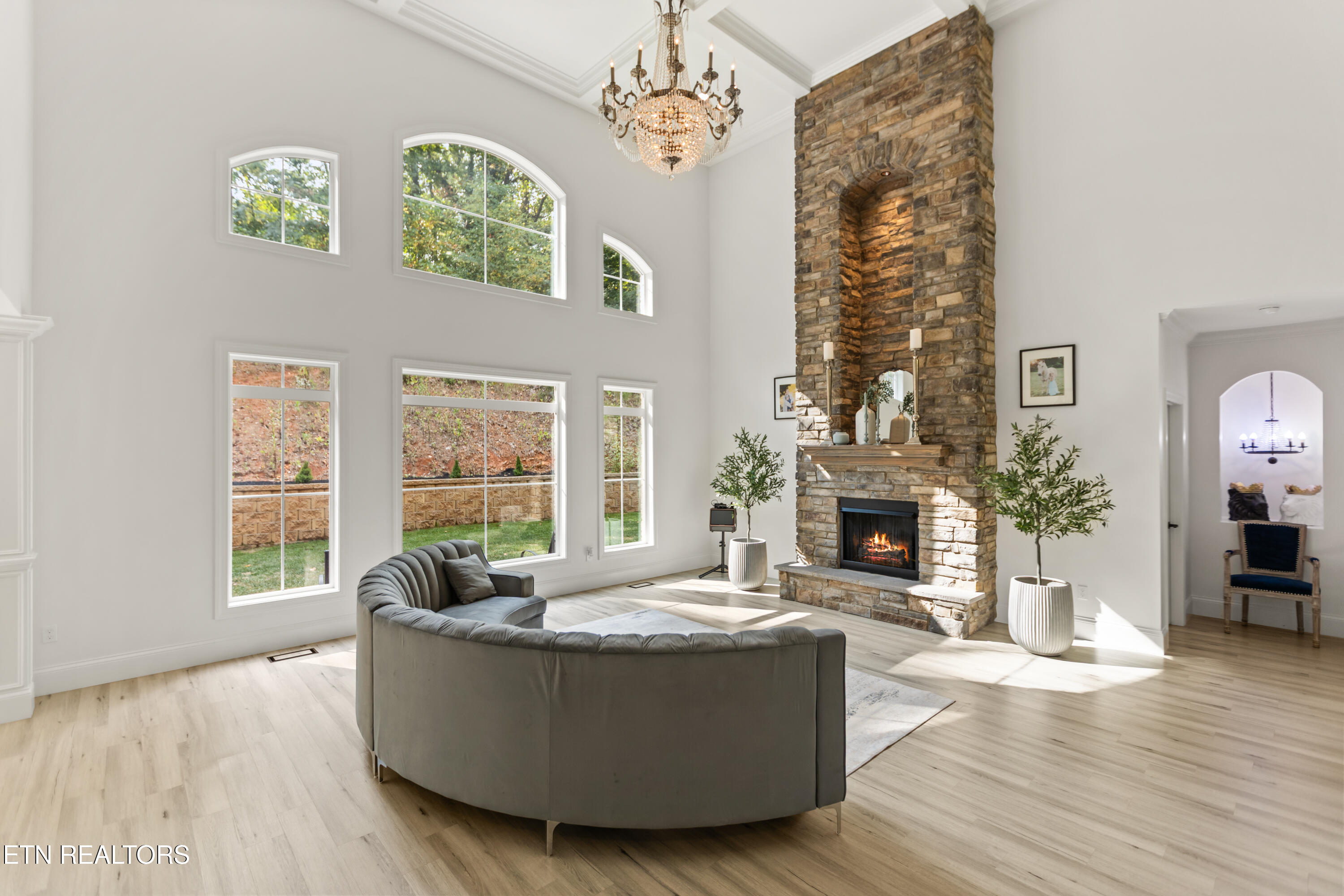 5024 Skyview Knoxville TN 37917