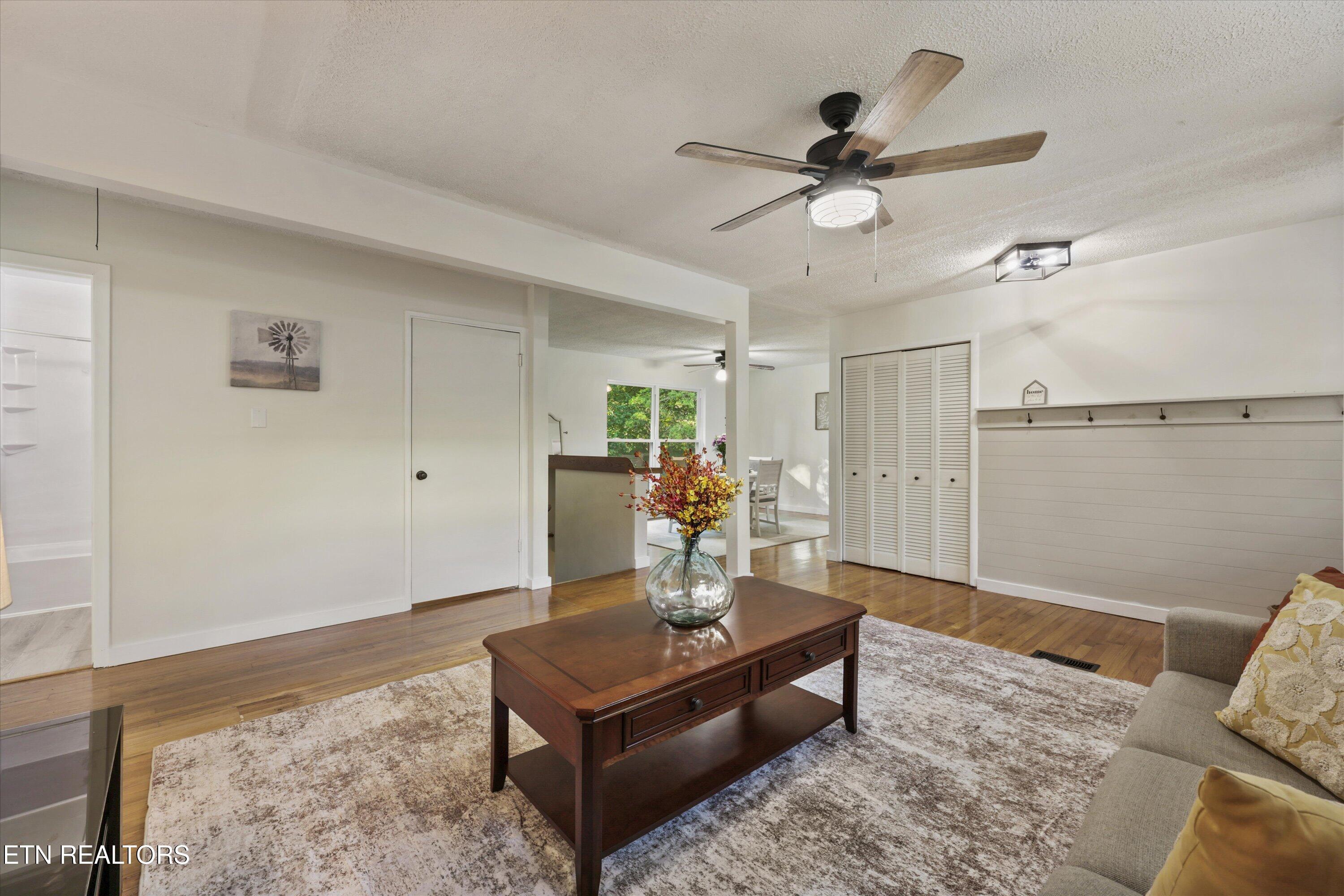 129 Amherst Lane Oak Ridge TN 37830