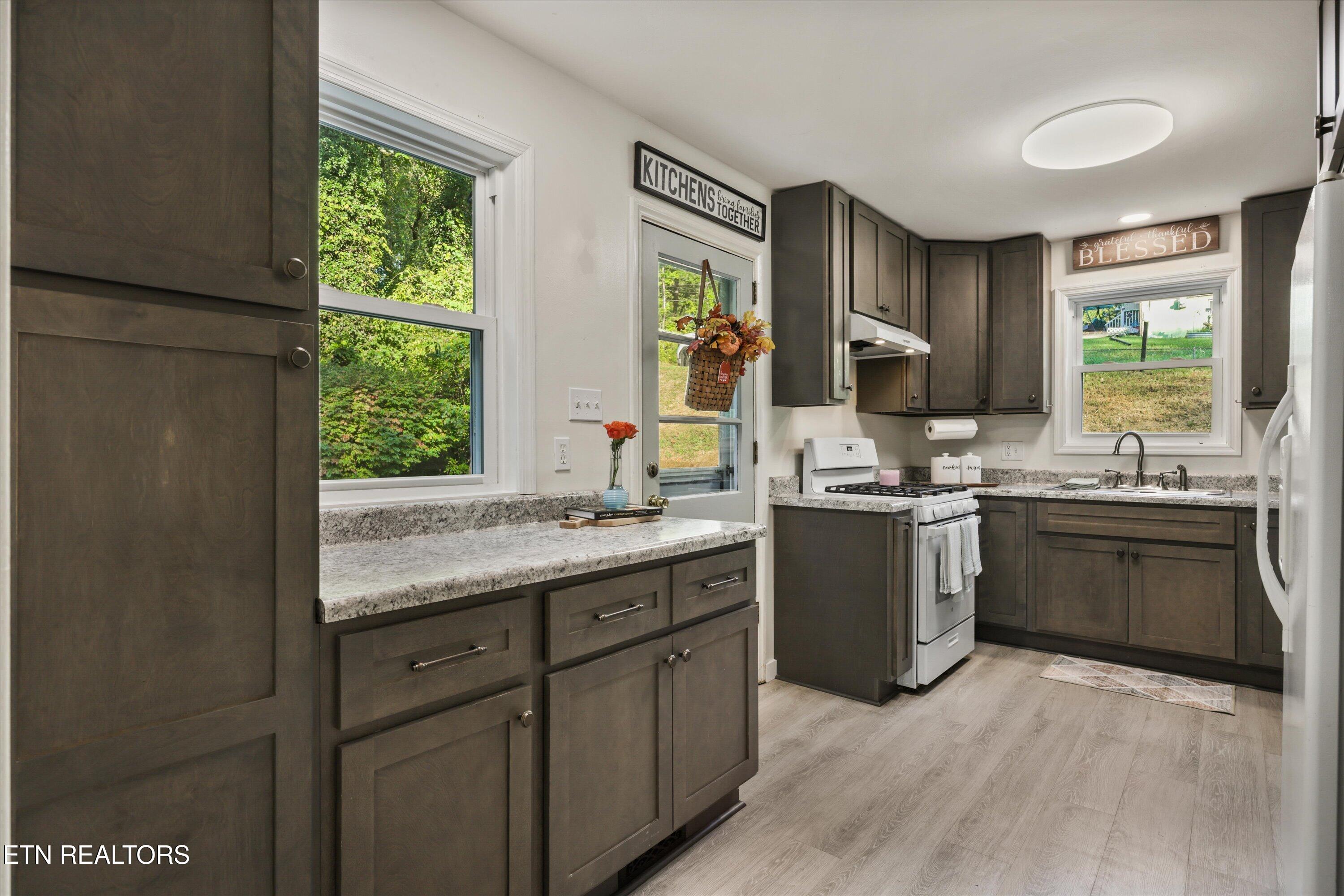 129 Amherst Lane Oak Ridge TN 37830