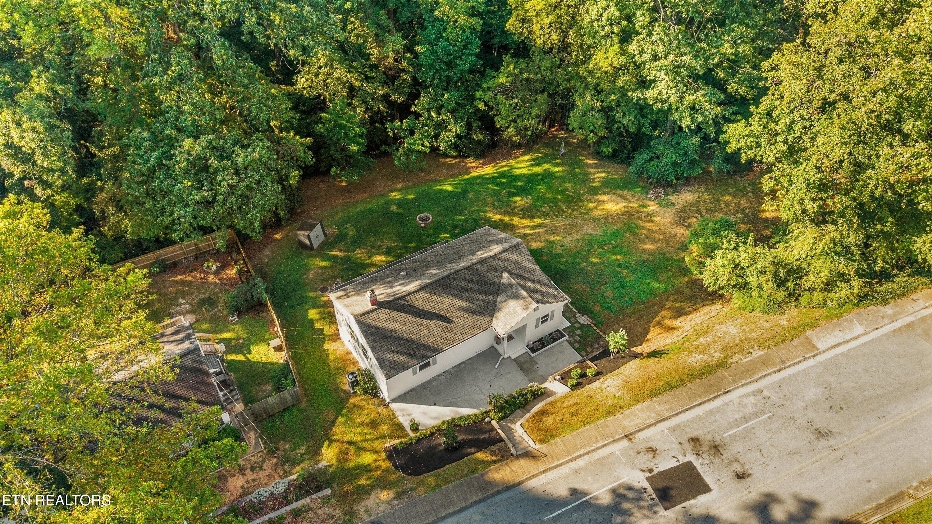 129 Amherst Lane Oak Ridge TN 37830