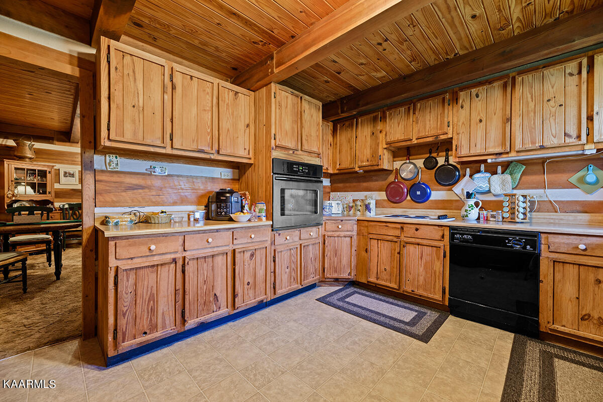 311 Ross Cemetery Road Rocky Top TN 37769
