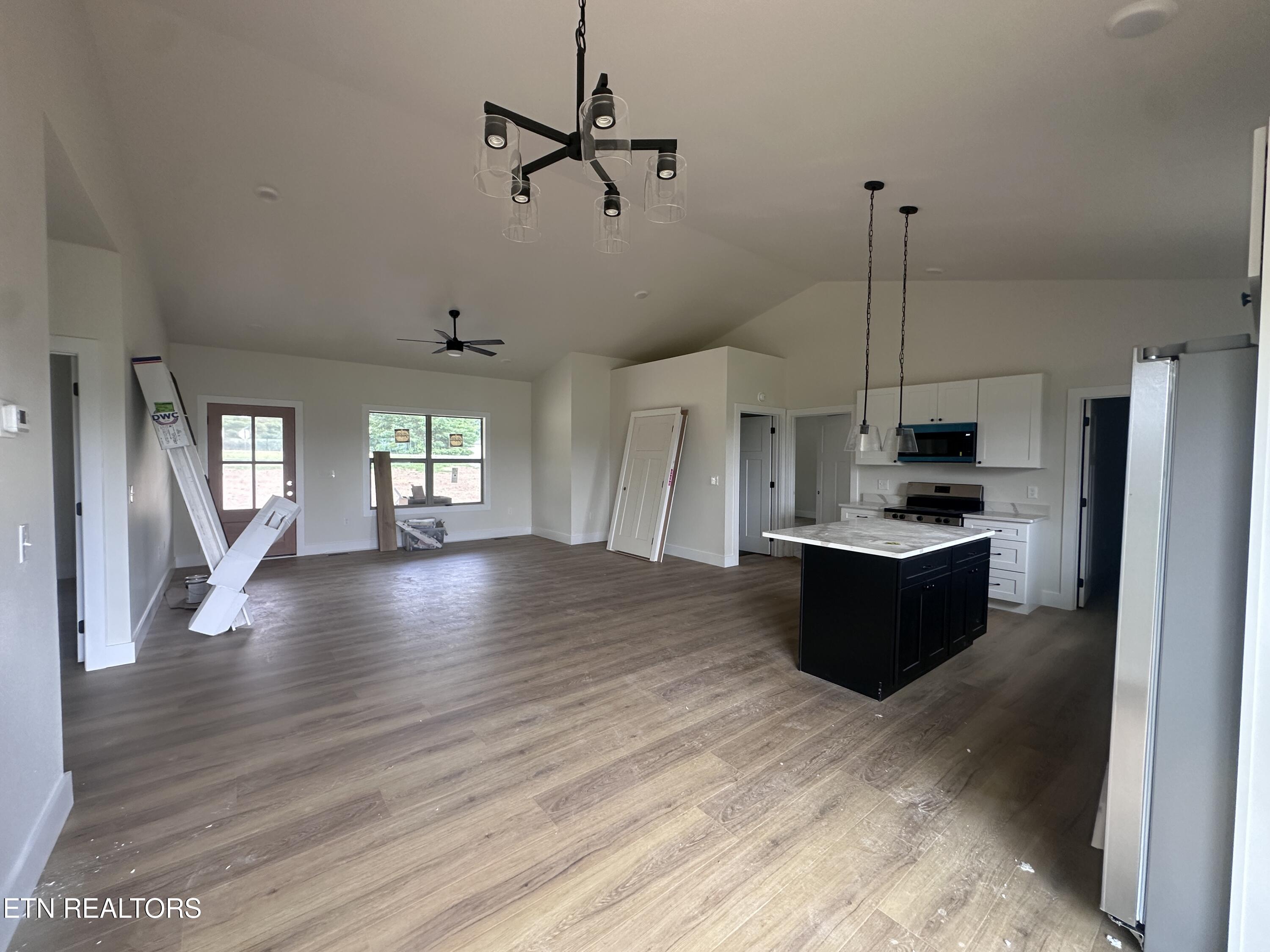 934 Allardt Highway Jamestown TN 38556