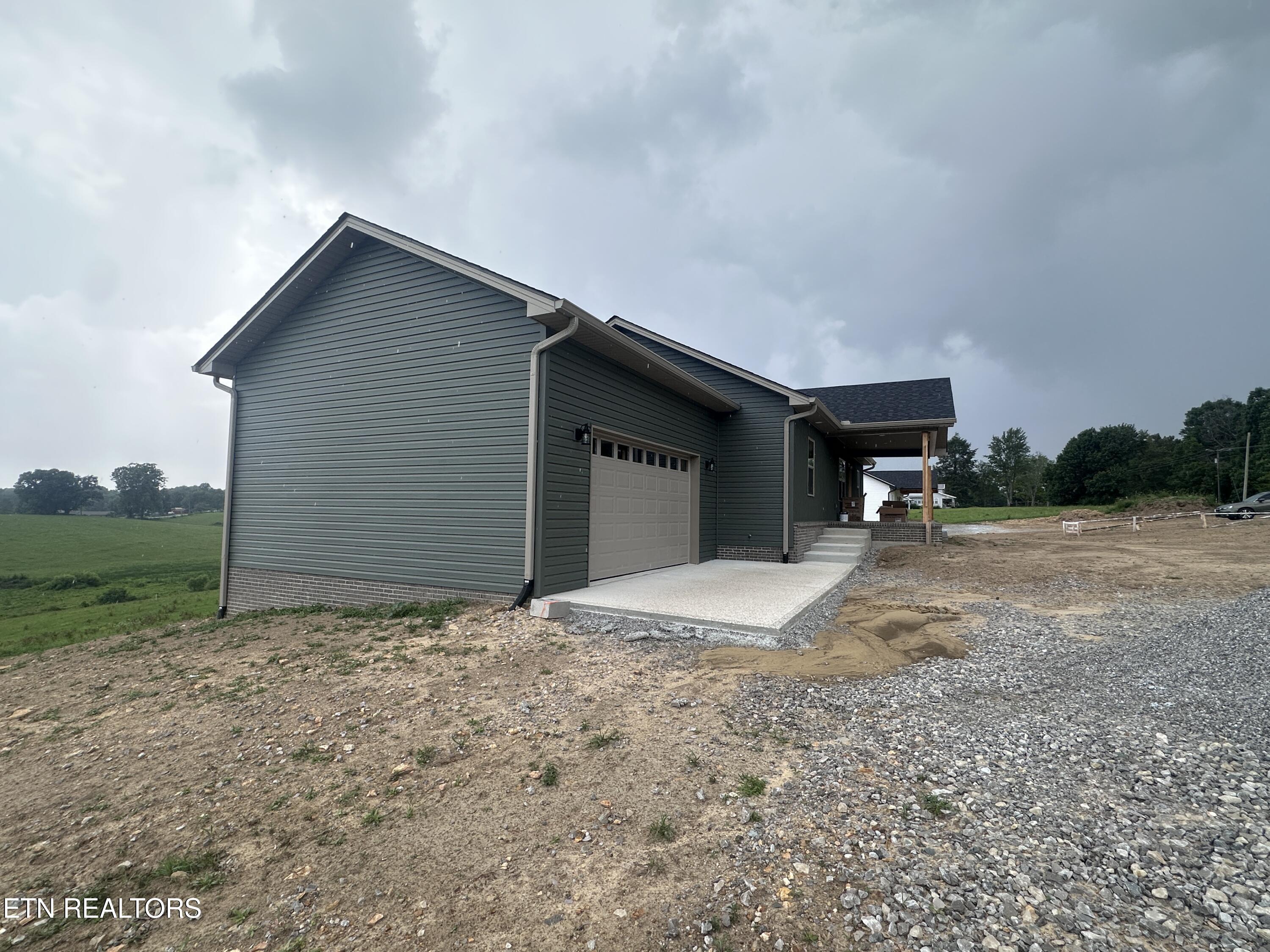 934 Allardt Highway Jamestown TN 38556
