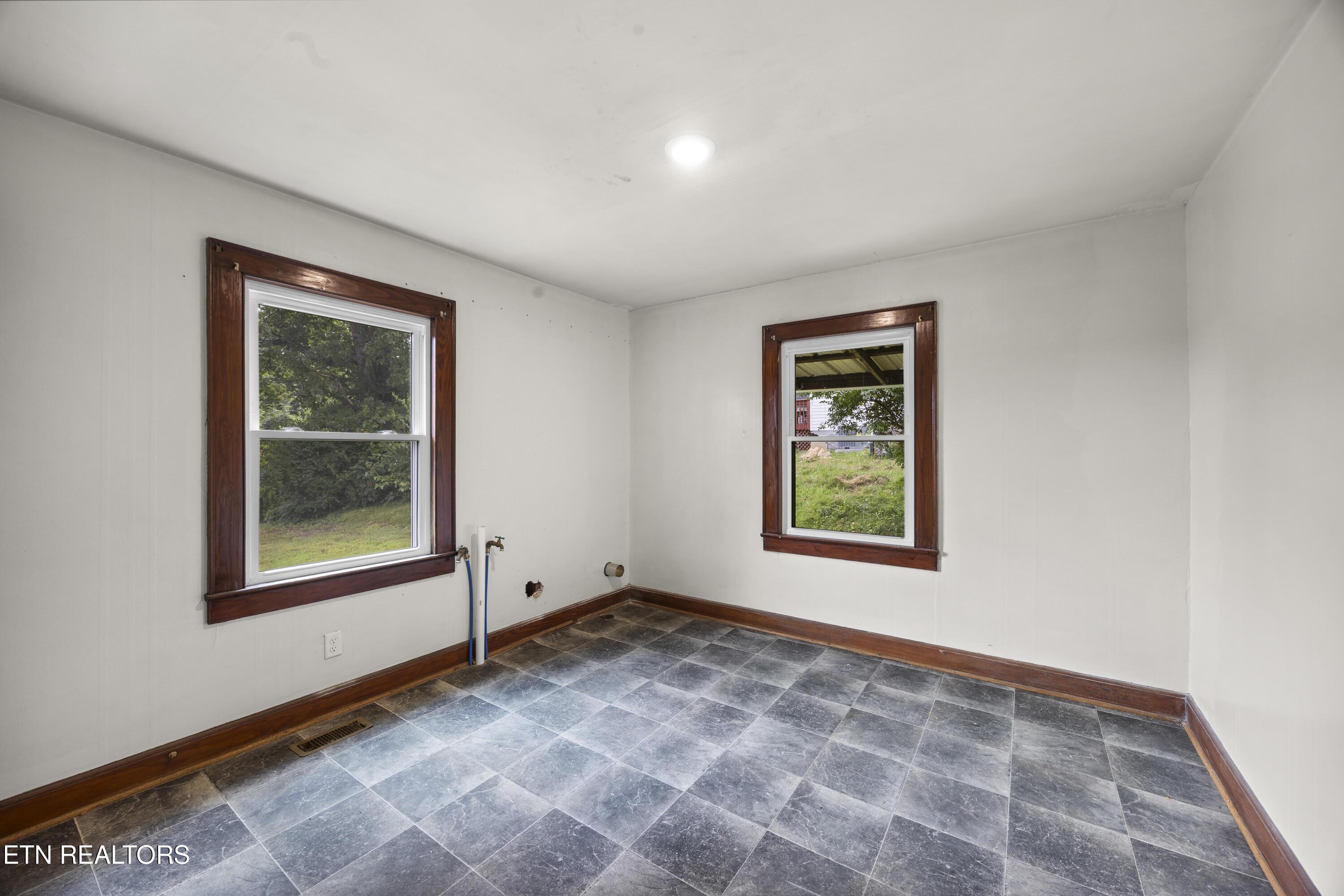 211 N Stooksbury Road Knoxville TN 37914