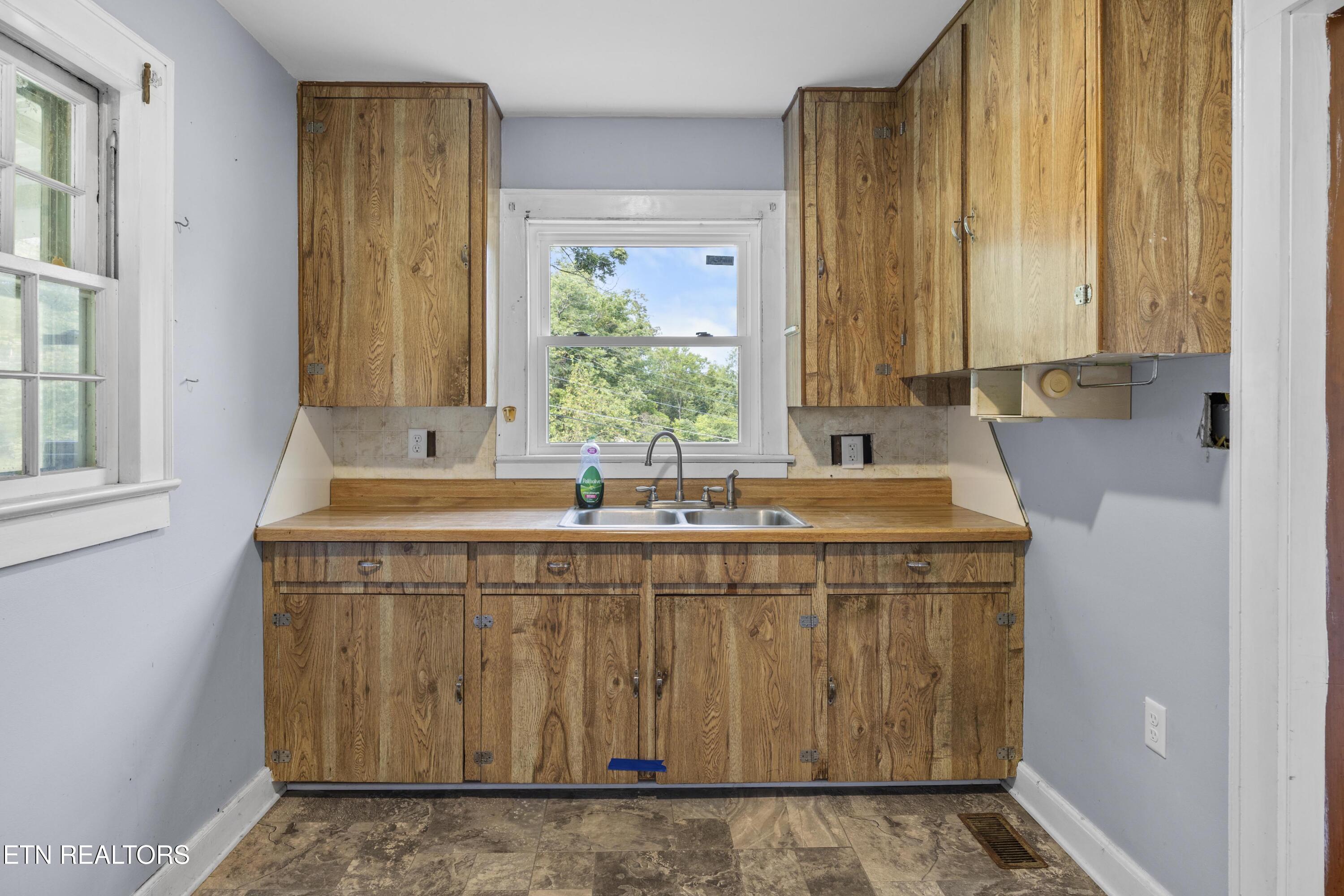 211 N Stooksbury Road Knoxville TN 37914