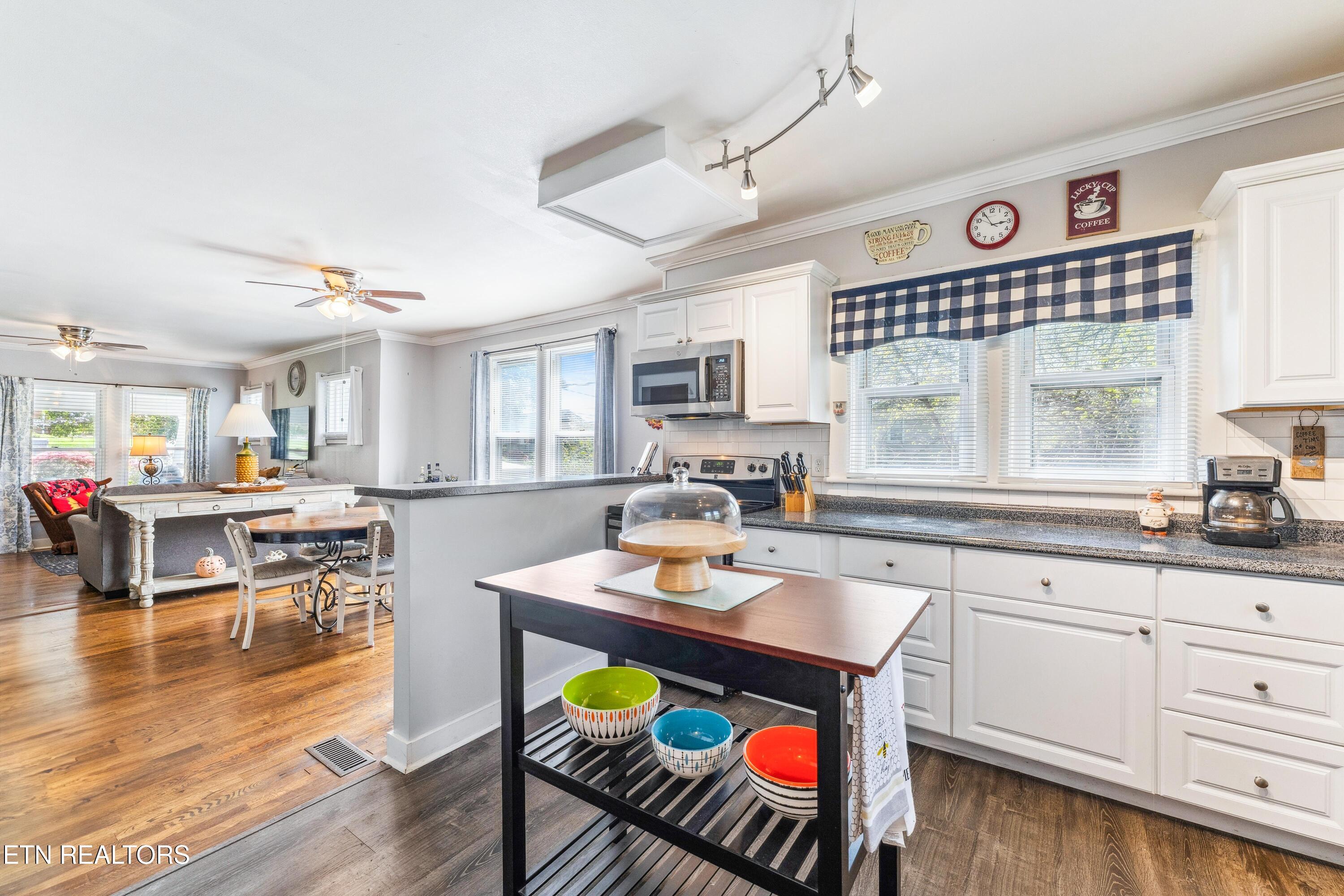 125 Hillcrest Drive Knoxville TN 37918