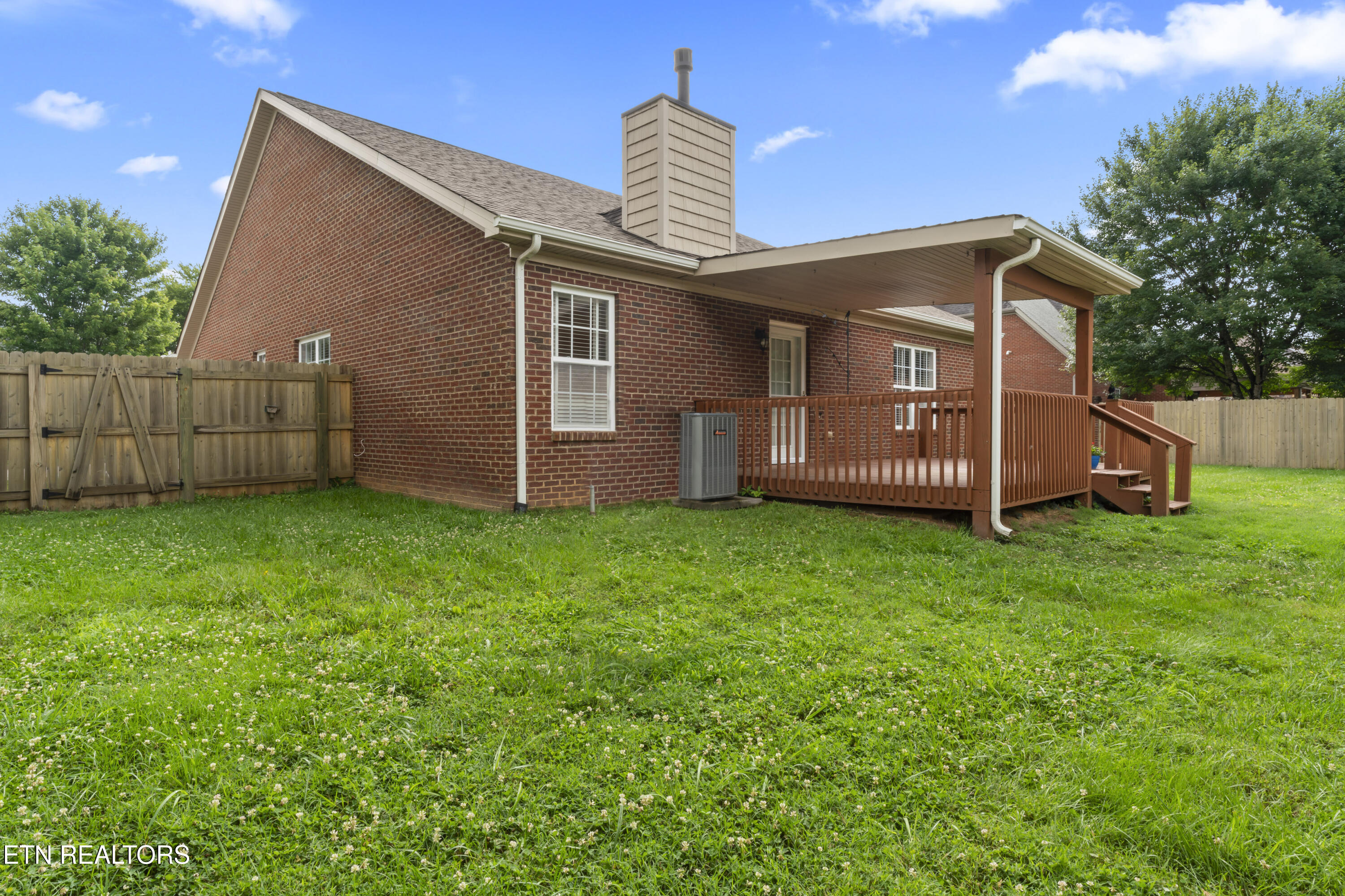 1709 Bonnie Roach Lane Knoxville TN 37922