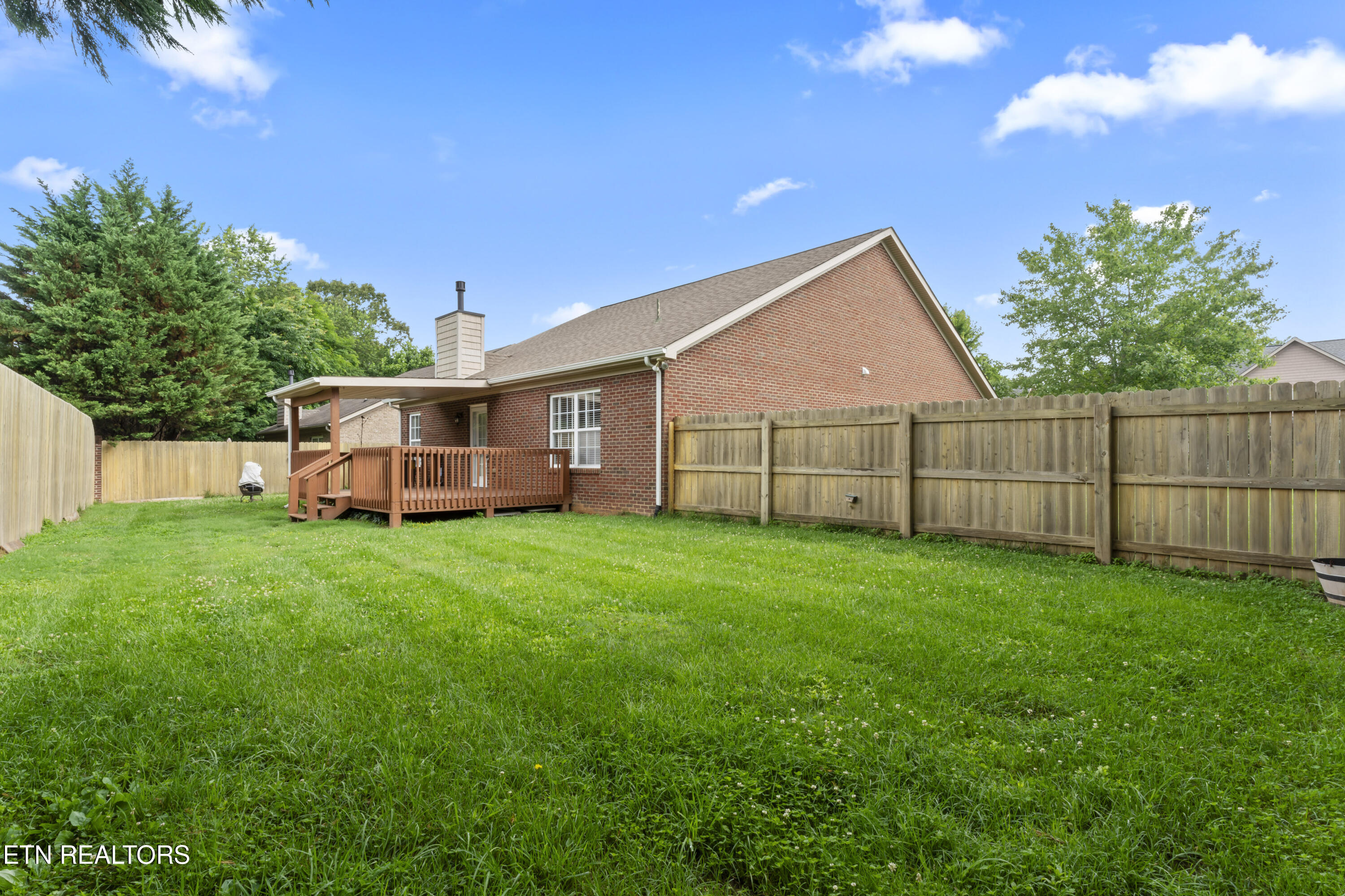 1709 Bonnie Roach Lane Knoxville TN 37922