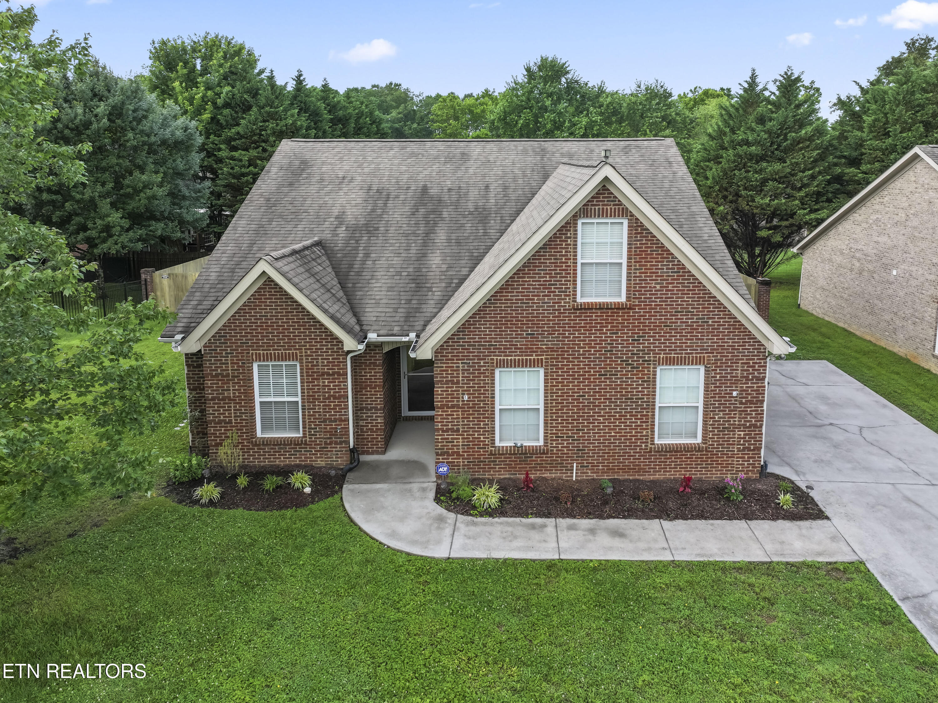 1709 Bonnie Roach Lane Knoxville TN 37922