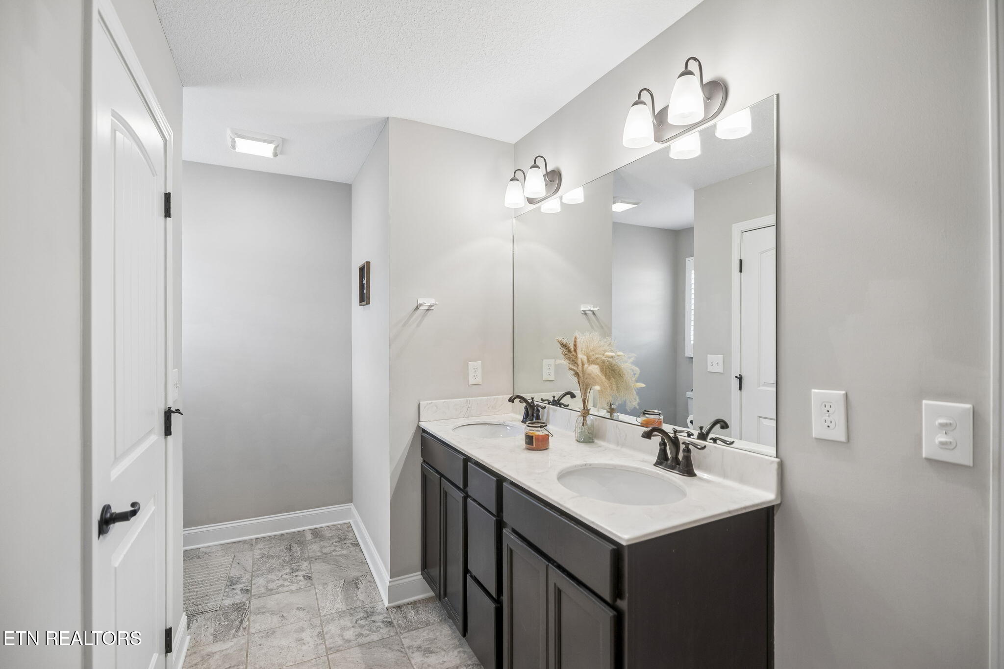 3106 Starling Drive Maryville TN 37803