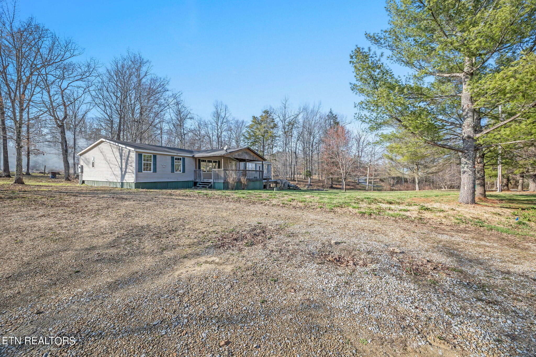 1132 Al Goss Road Crossville TN 38571
