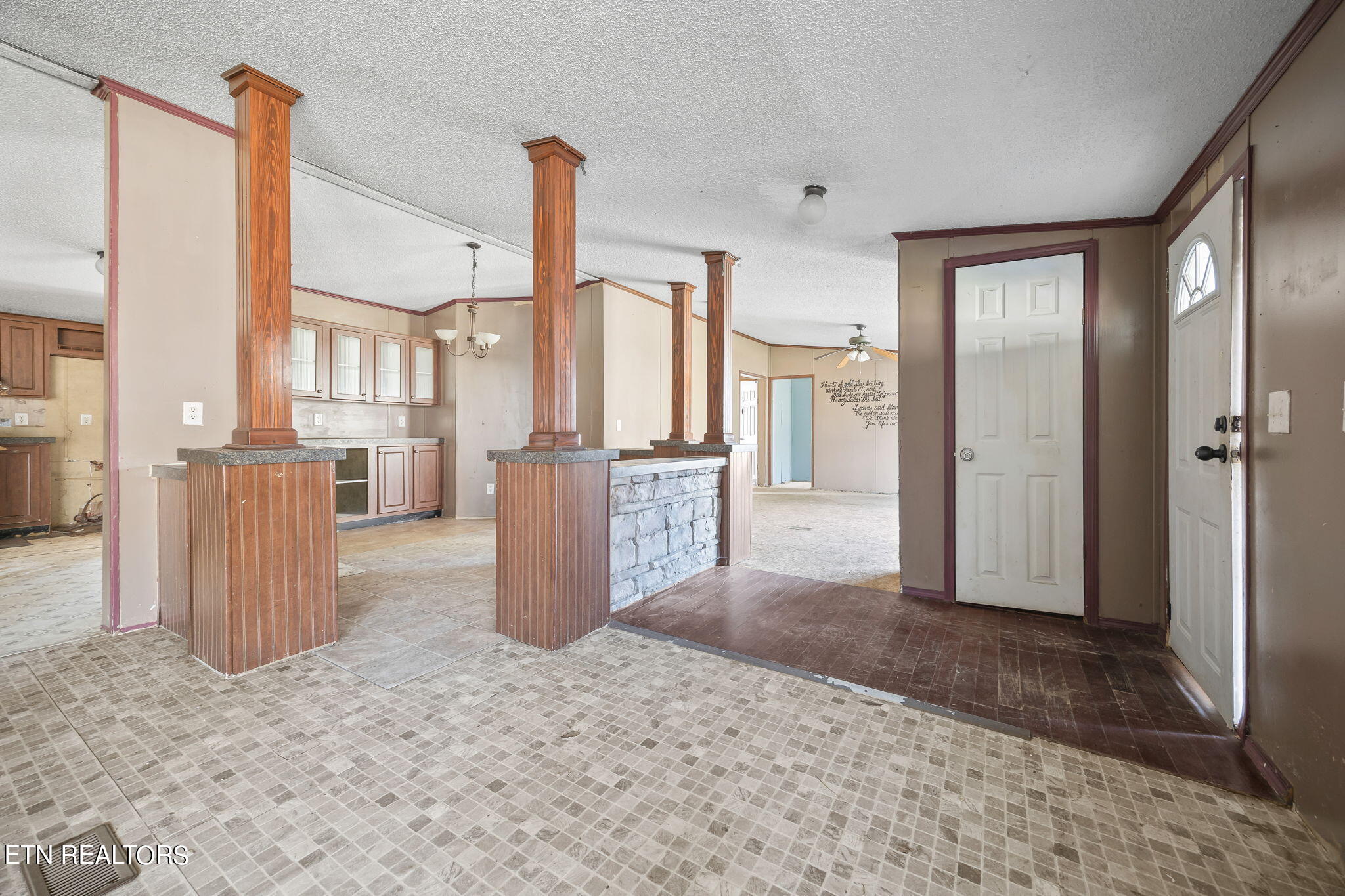 1132 Al Goss Road Crossville TN 38571