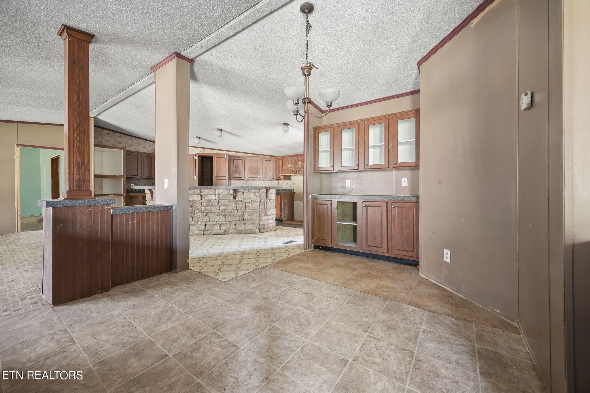 1132 Al Goss Road Crossville TN 38571