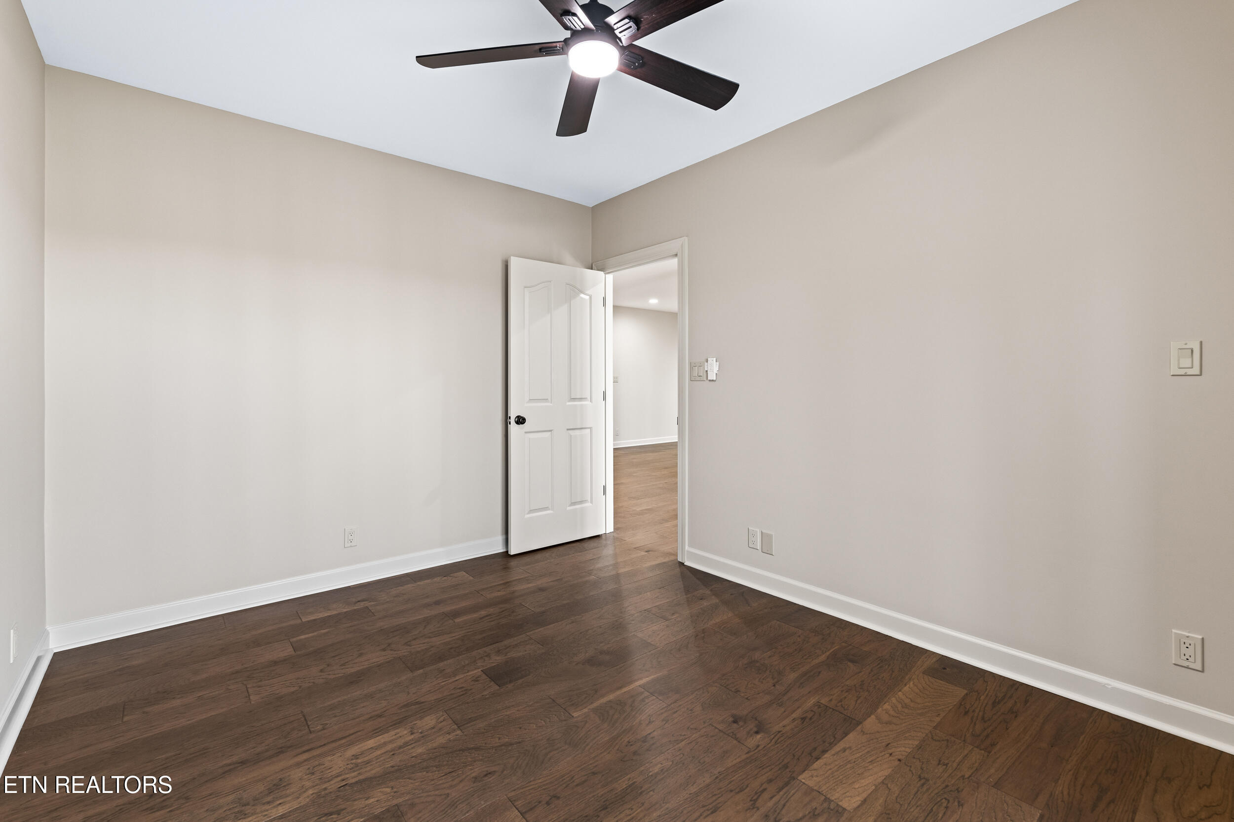 2304 Lakemoor Drive Knoxville TN 37920