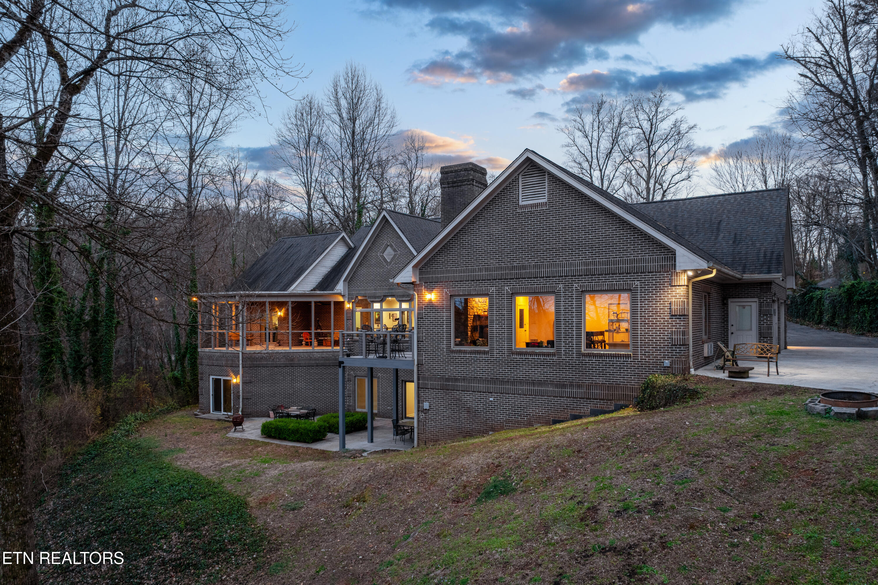 2304 Lakemoor Drive Knoxville TN 37920