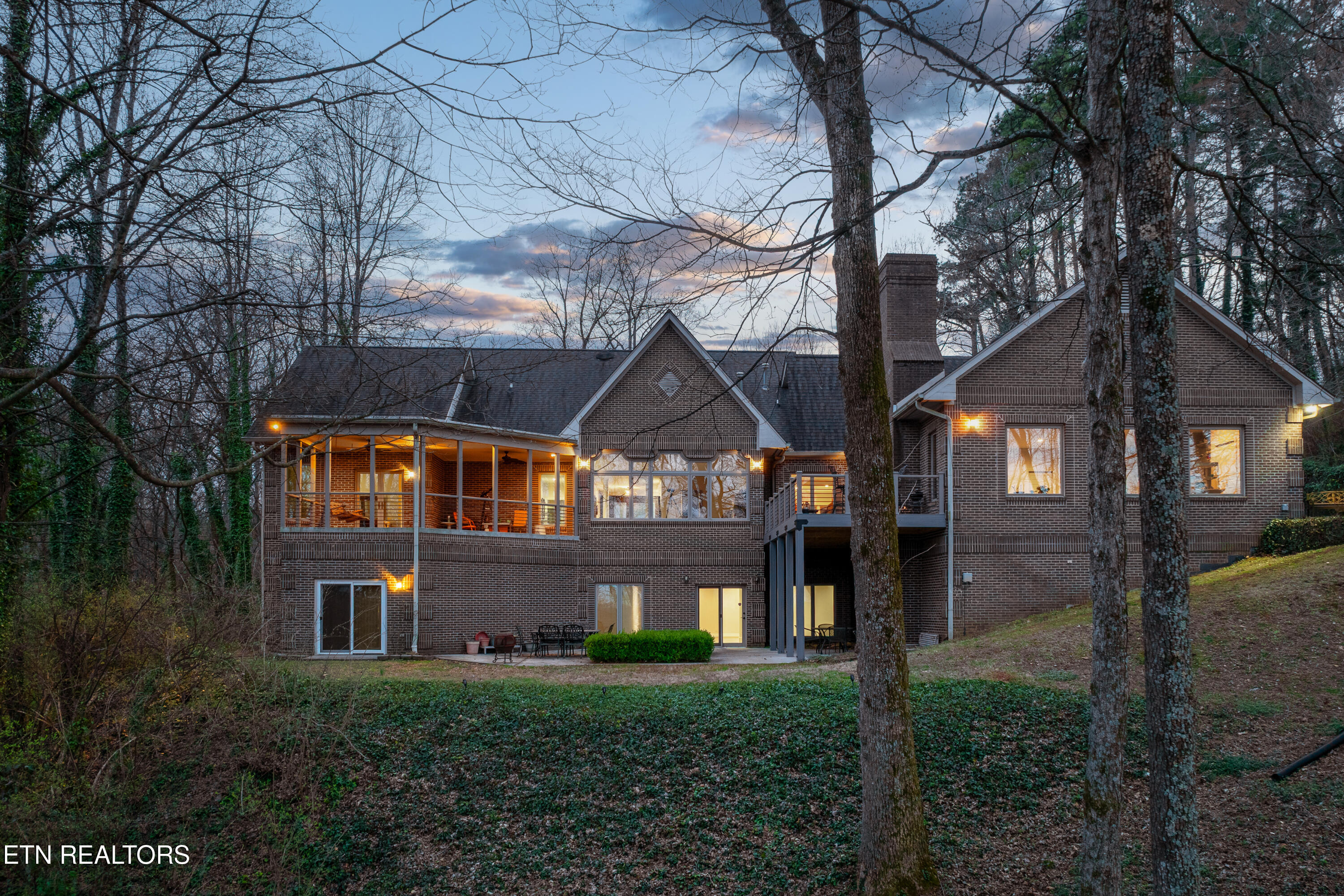 2304 Lakemoor Drive Knoxville TN 37920