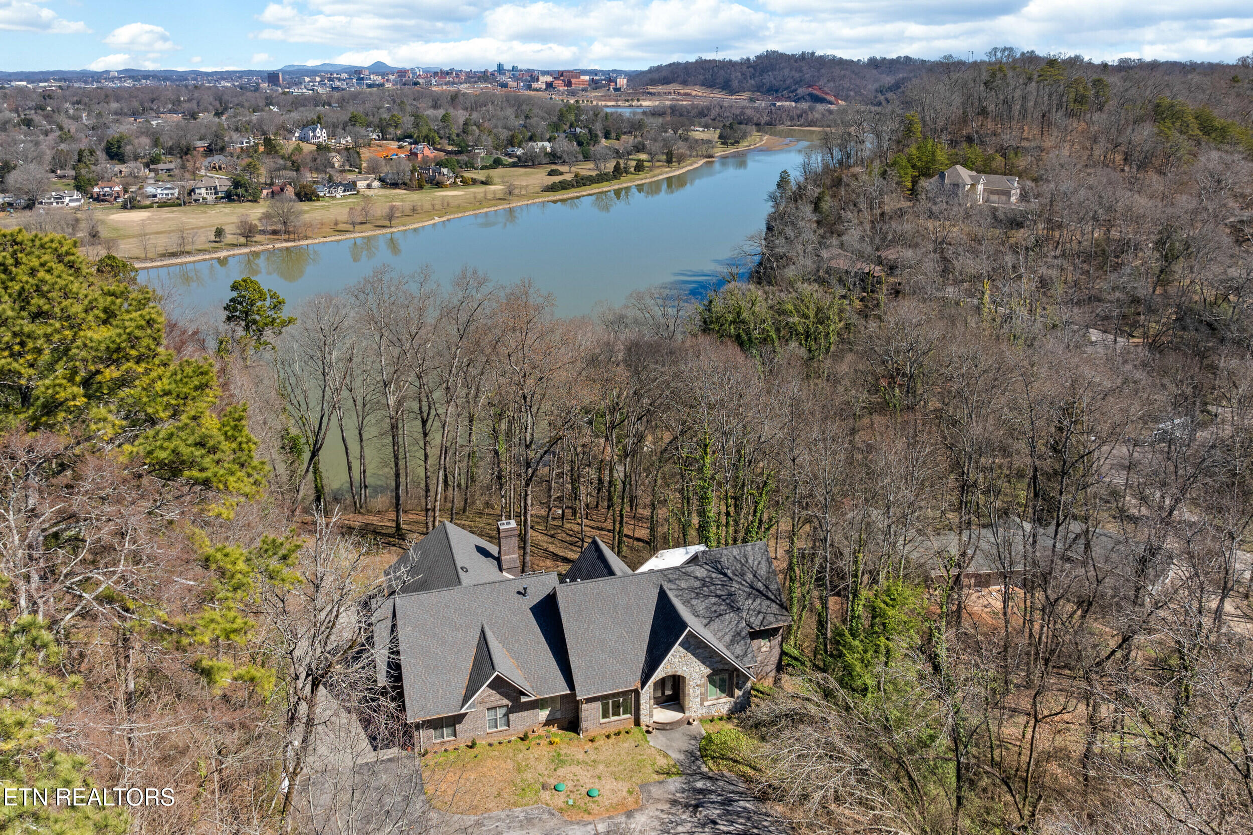 2304 Lakemoor Drive Knoxville TN 37920