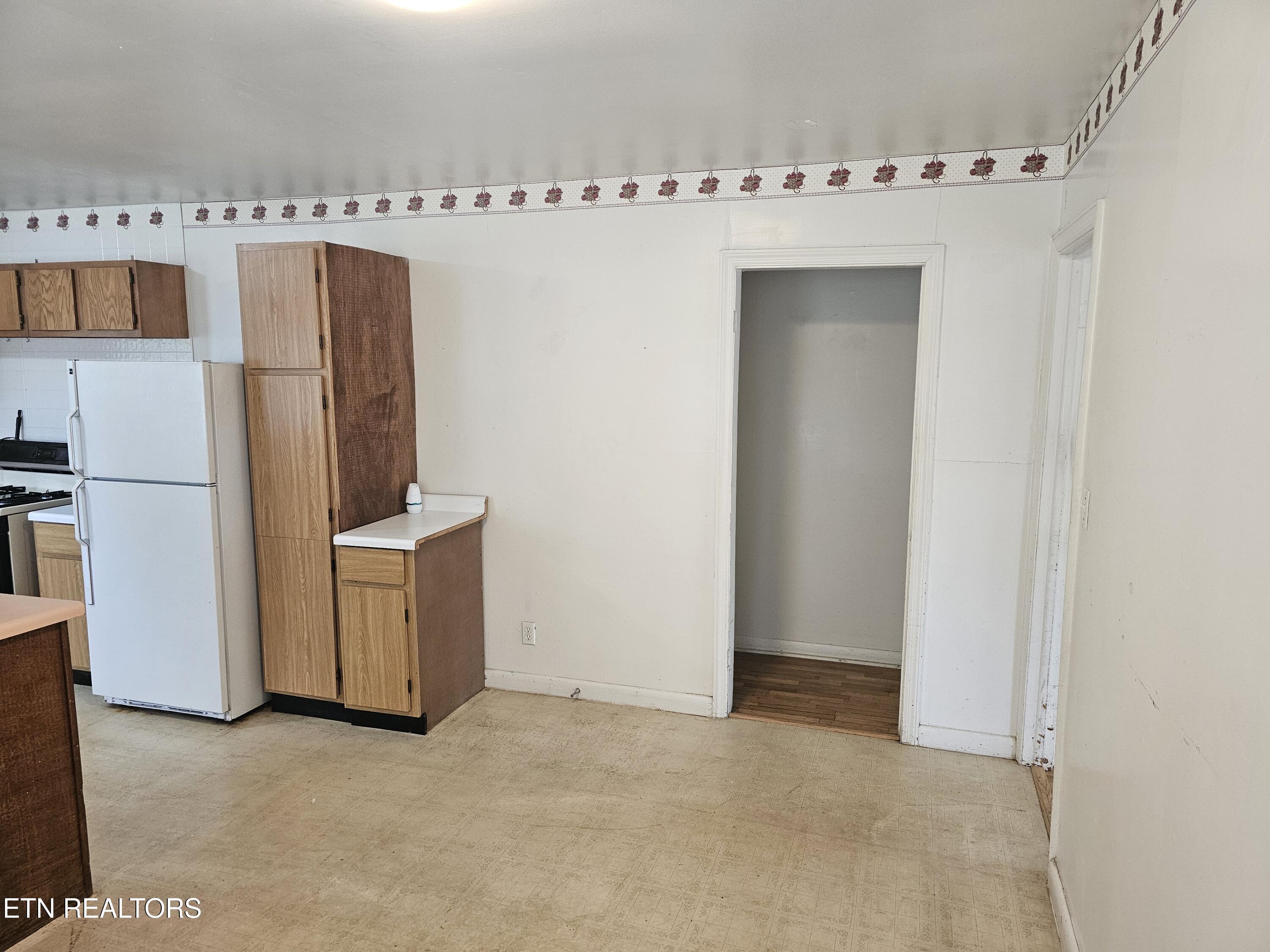 1345 Blockhouse Valley Road Clinton TN 37716