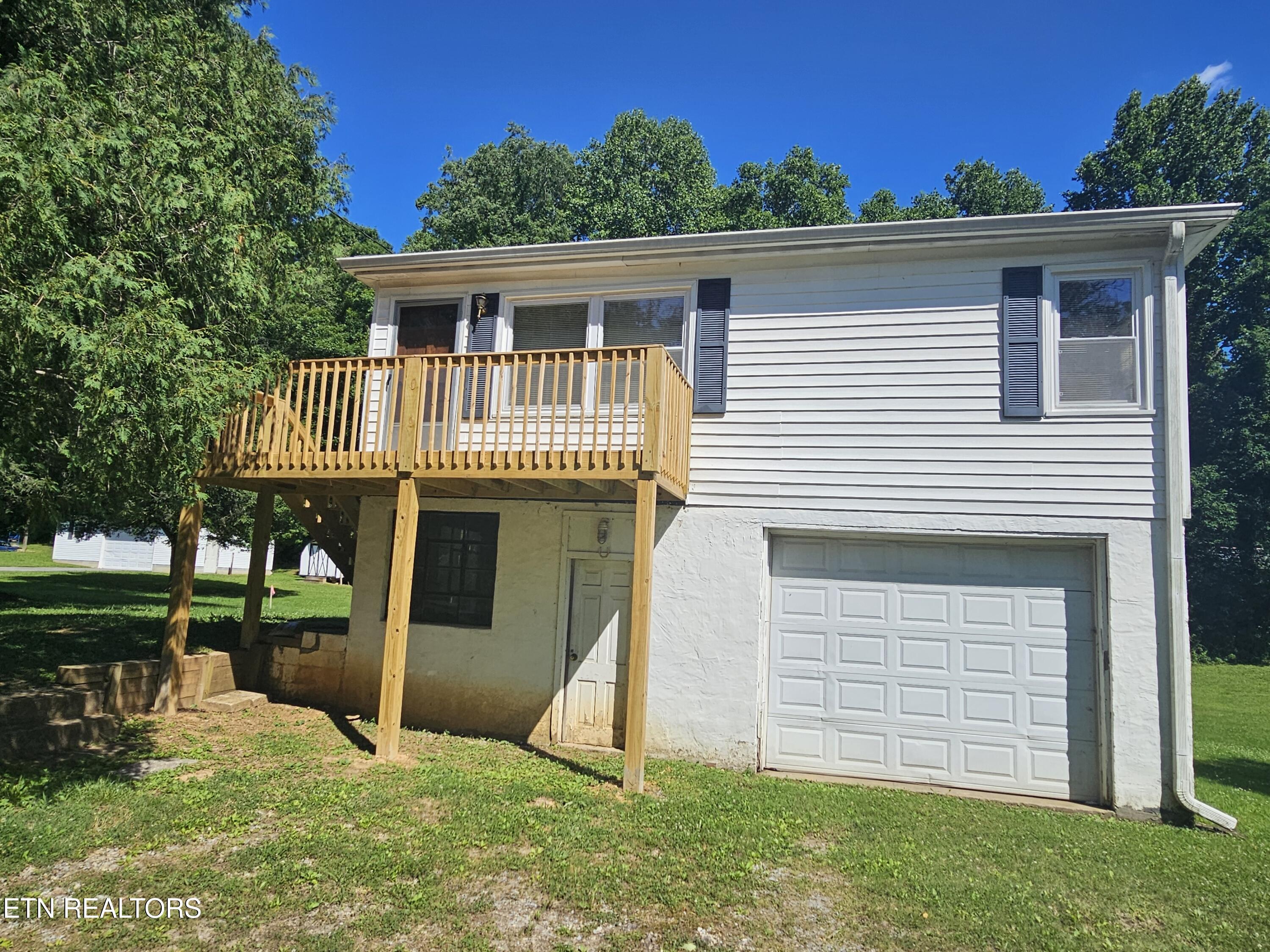1345 Blockhouse Valley Road Clinton TN 37716
